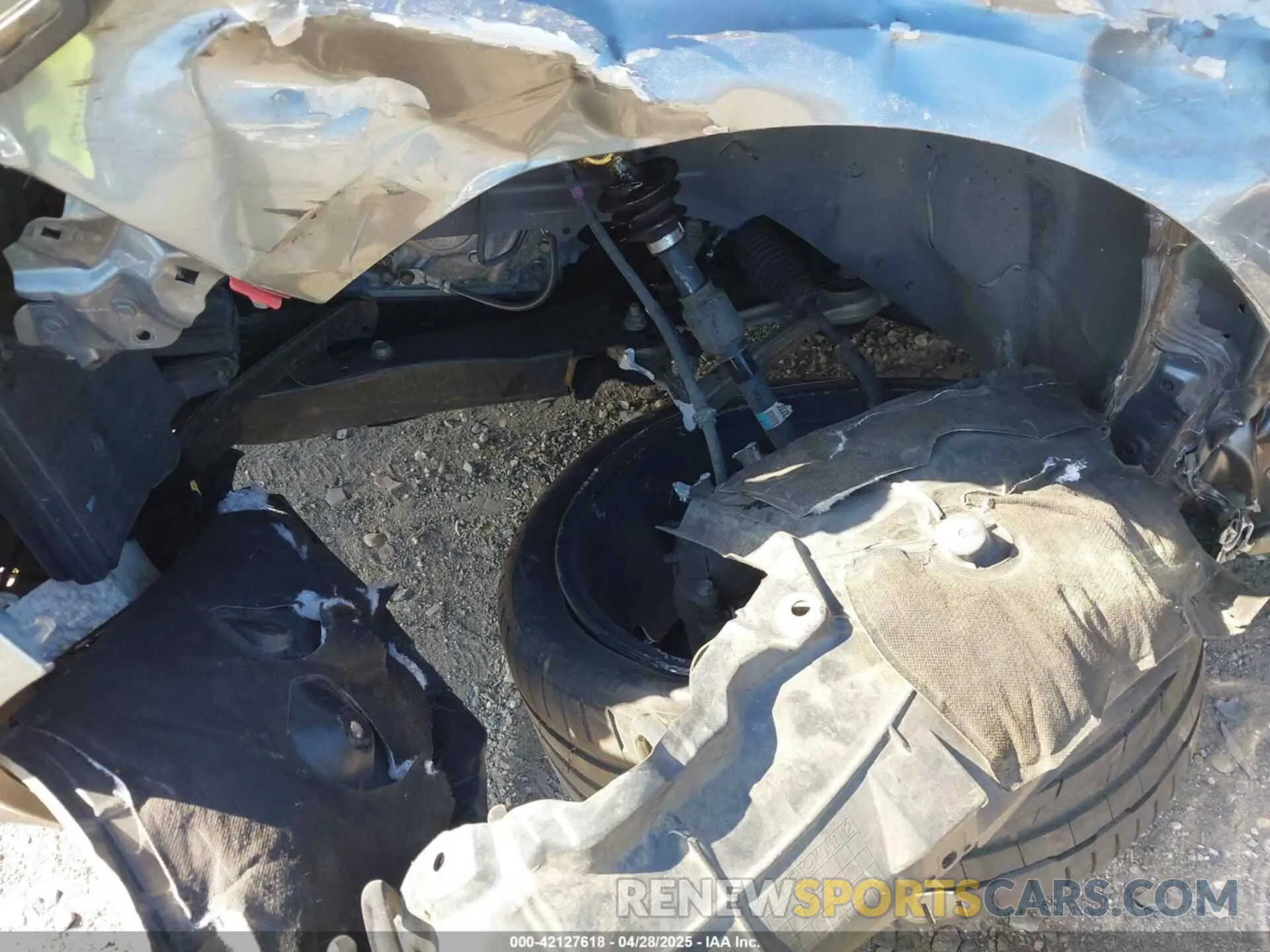 17 Photograph of a damaged car 1N4BL4CV0KC113145 NISSAN ALTIMA 2019