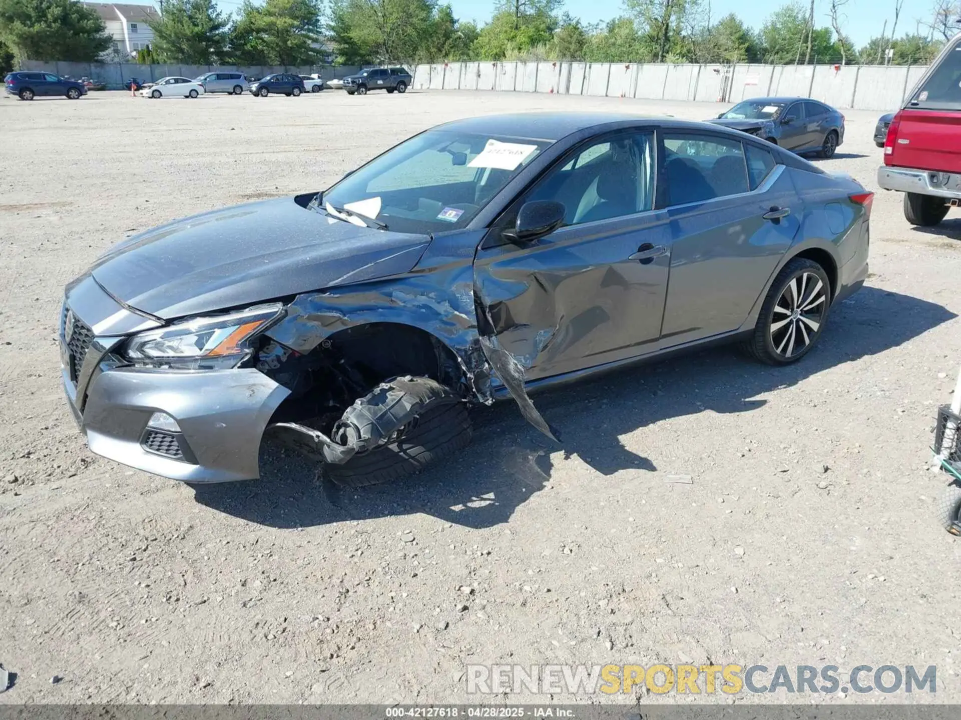 2 Photograph of a damaged car 1N4BL4CV0KC113145 NISSAN ALTIMA 2019