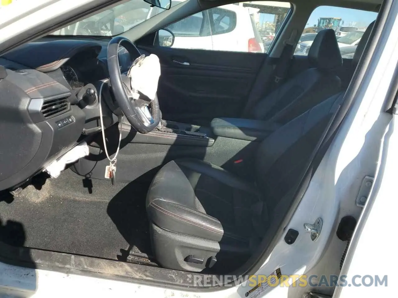 7 Photograph of a damaged car 1N4BL4CV0KC124663 NISSAN ALTIMA 2019
