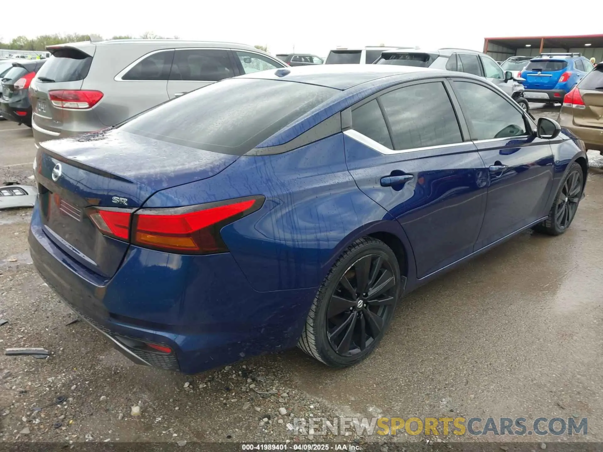 4 Photograph of a damaged car 1N4BL4CV0KC179789 NISSAN ALTIMA 2019