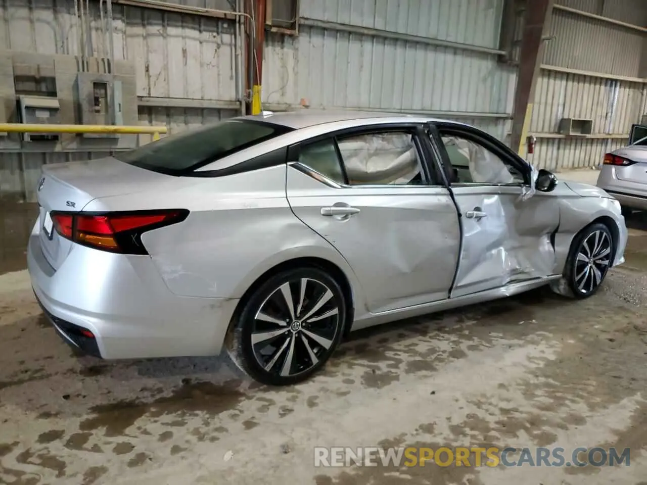 3 Photograph of a damaged car 1N4BL4CV0KC197015 NISSAN ALTIMA 2019