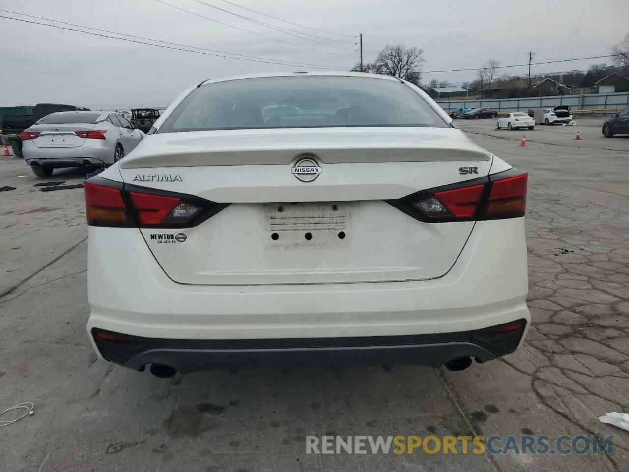6 Photograph of a damaged car 1N4BL4CV0KC206702 NISSAN ALTIMA 2019