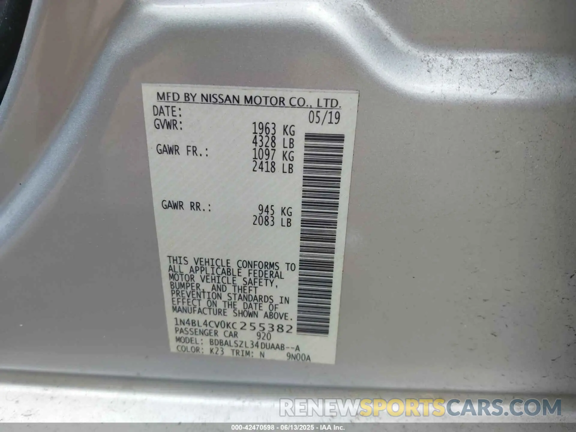 9 Photograph of a damaged car 1N4BL4CV0KC255382 NISSAN ALTIMA 2019