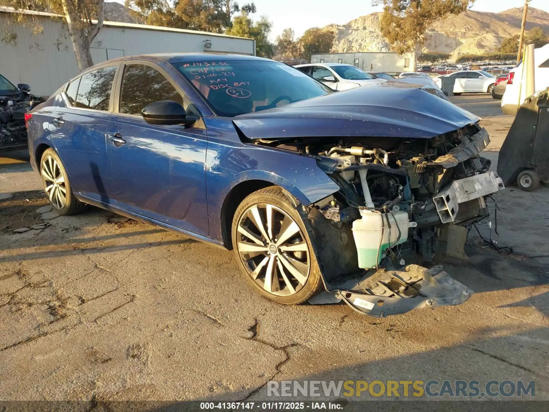 1 Photograph of a damaged car 1N4BL4CV0KN309140 NISSAN ALTIMA 2019