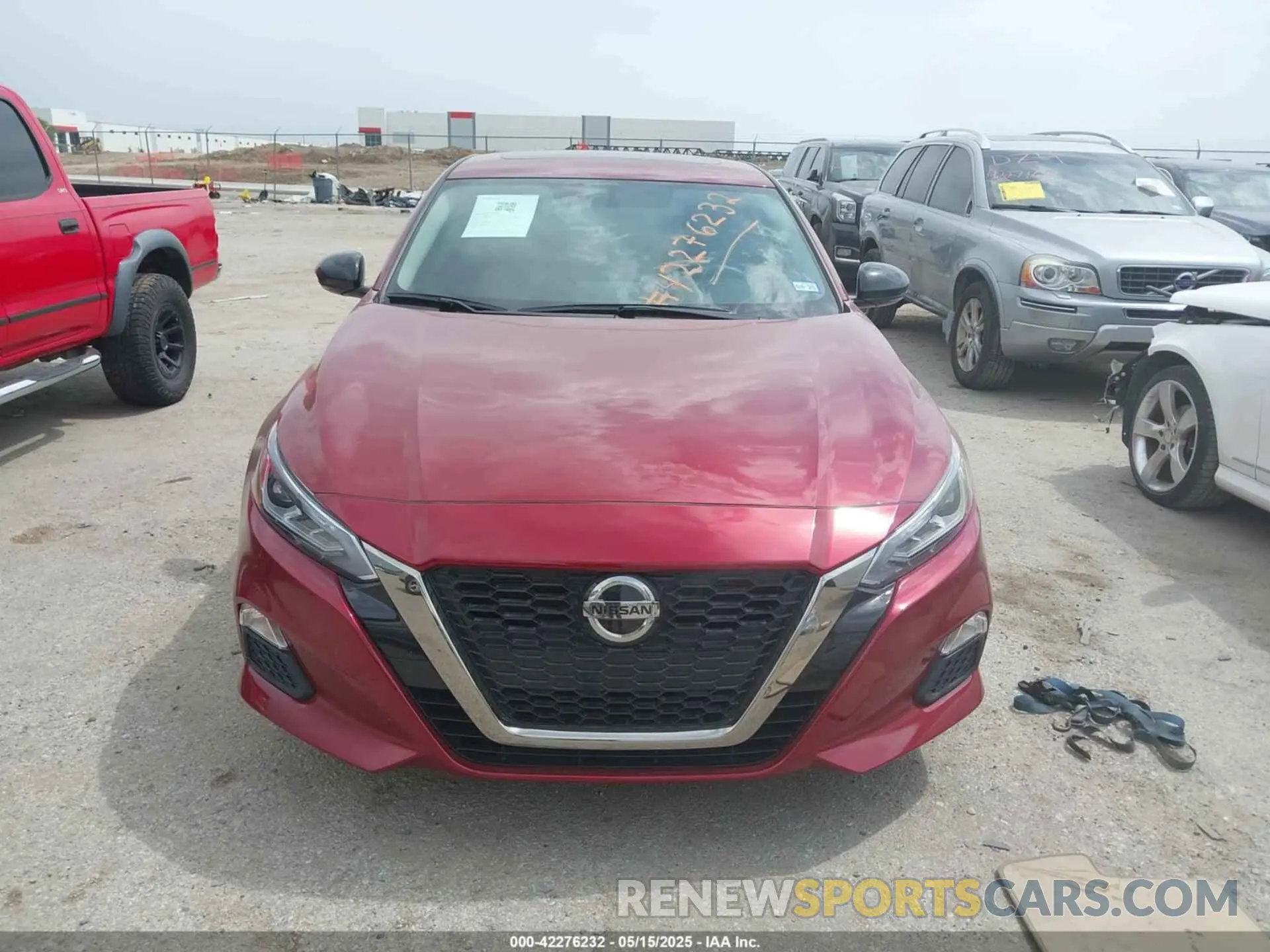 12 Photograph of a damaged car 1N4BL4CV0KN319425 NISSAN ALTIMA 2019