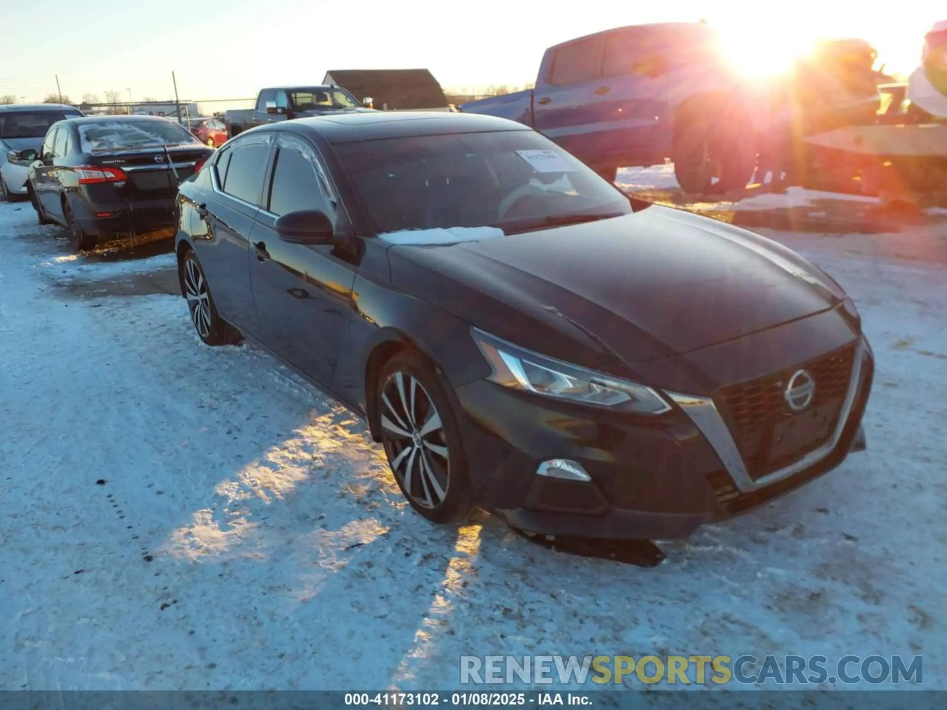 1 Photograph of a damaged car 1N4BL4CV0KN320400 NISSAN ALTIMA 2019