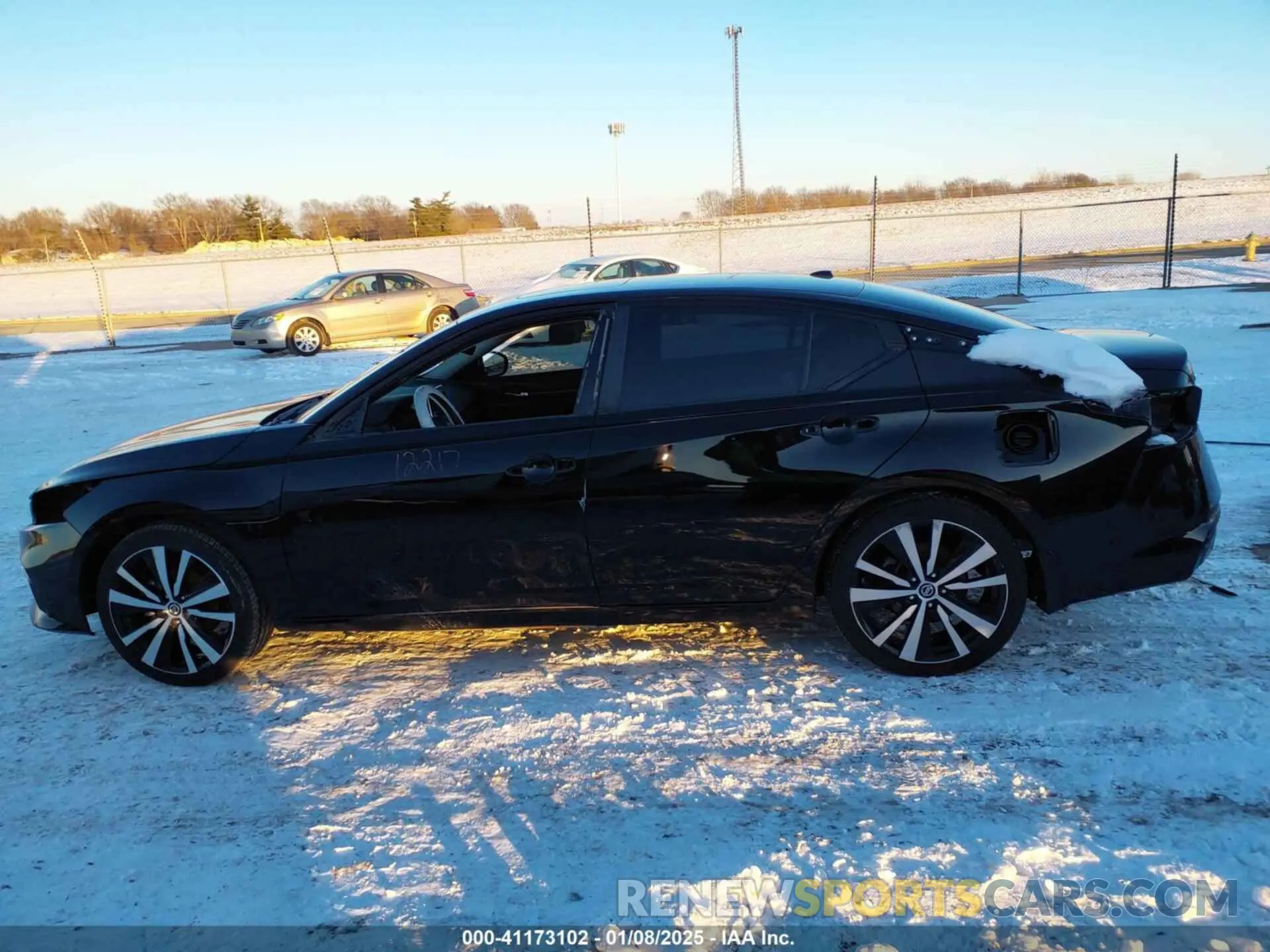 15 Photograph of a damaged car 1N4BL4CV0KN320400 NISSAN ALTIMA 2019