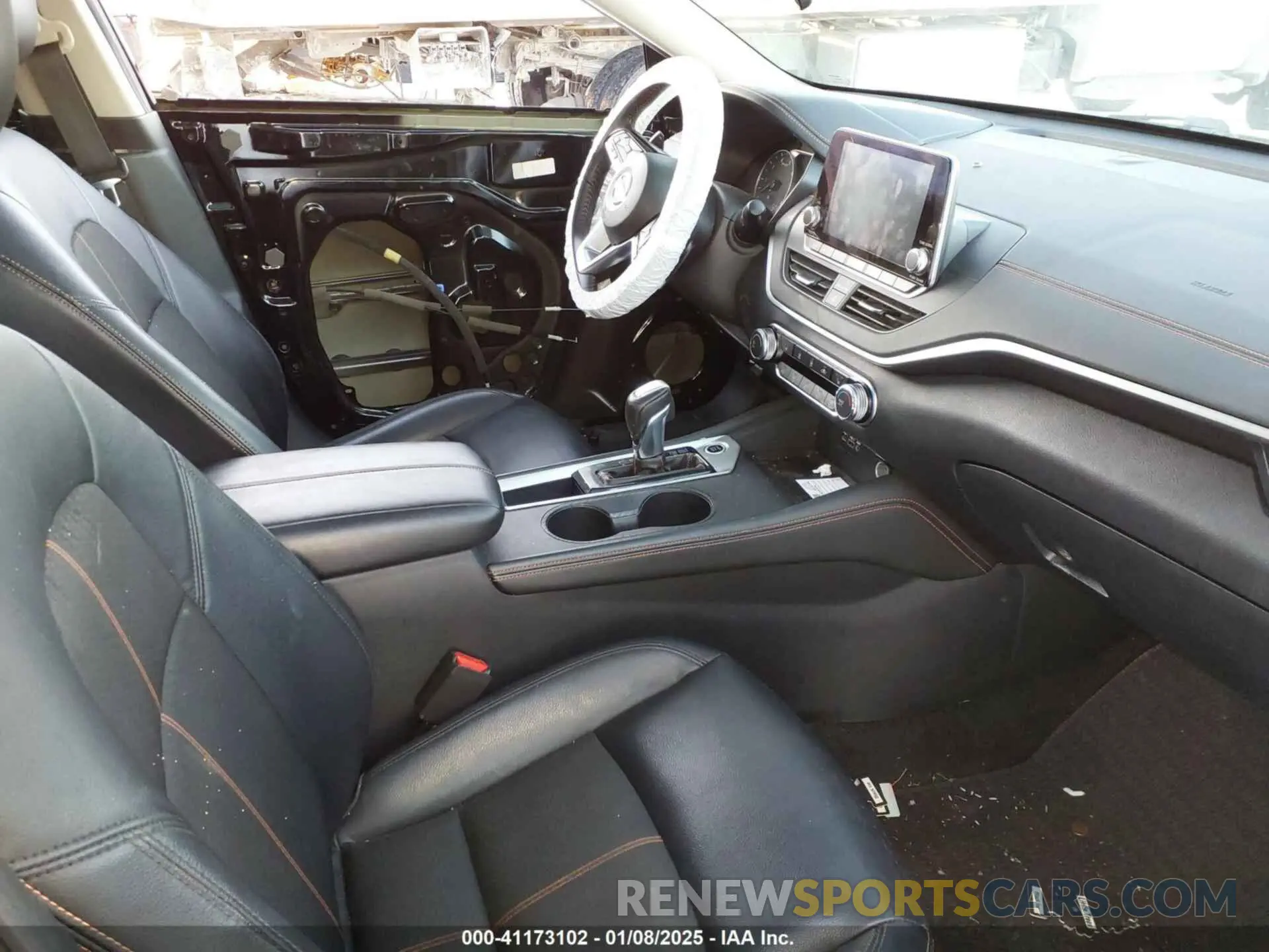5 Photograph of a damaged car 1N4BL4CV0KN320400 NISSAN ALTIMA 2019
