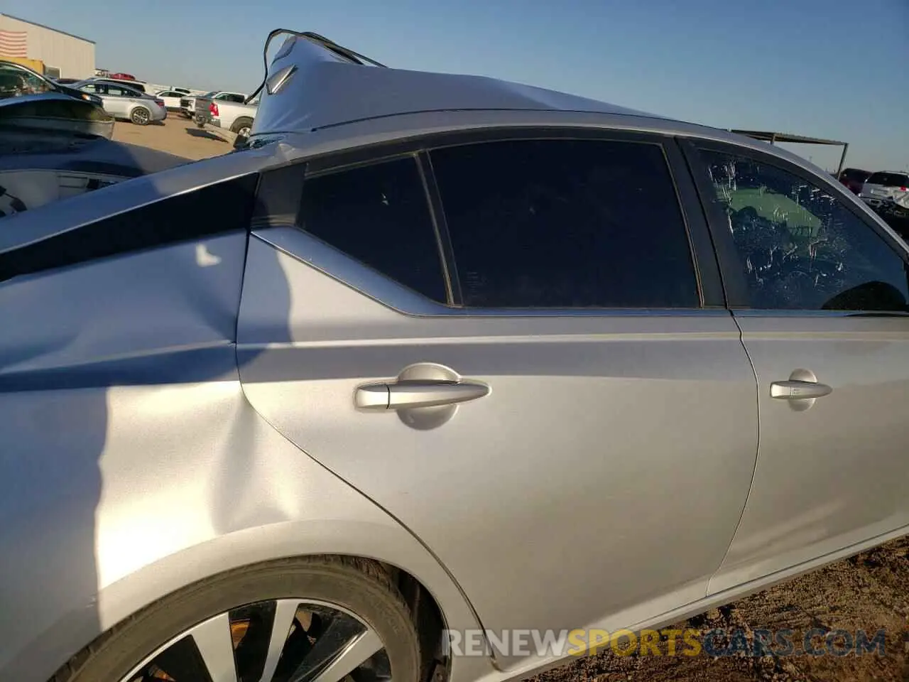11 Photograph of a damaged car 1N4BL4CV1KC167909 NISSAN ALTIMA 2019