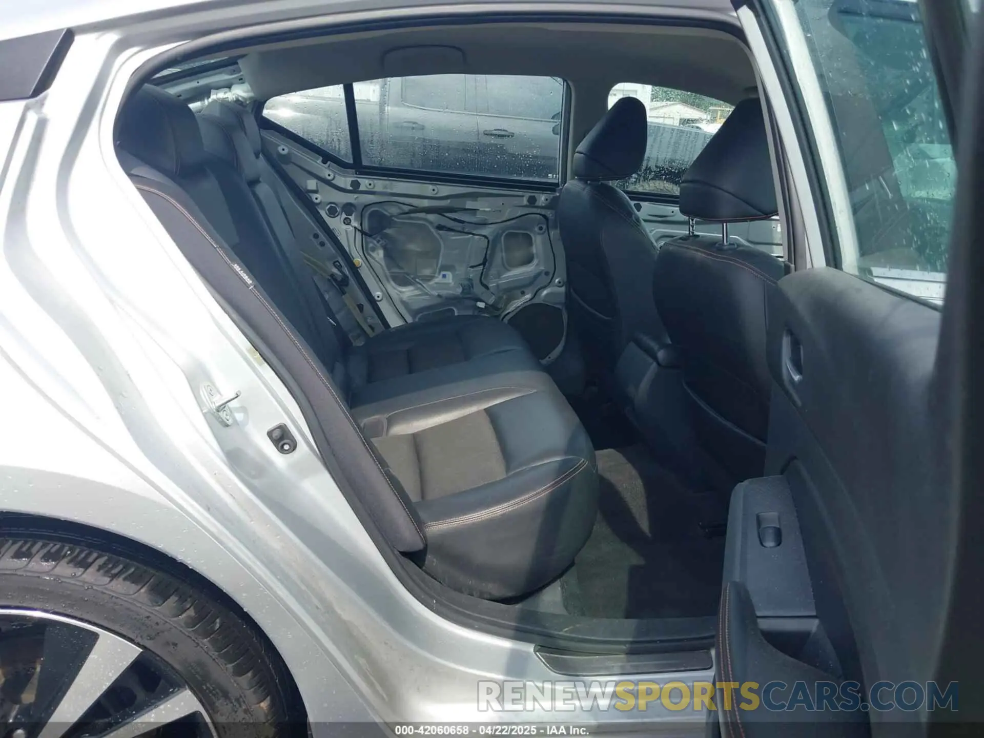 8 Photograph of a damaged car 1N4BL4CV1KC182958 NISSAN ALTIMA 2019