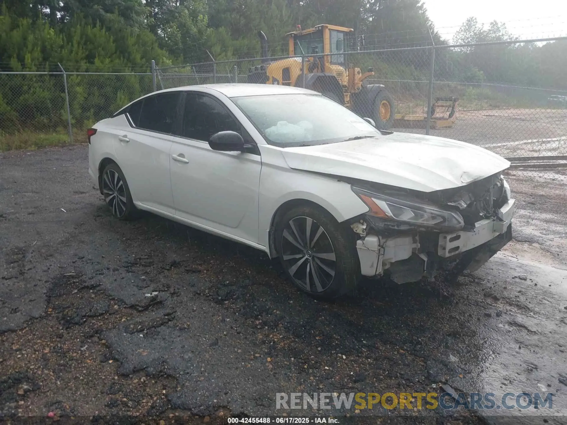 1 Photograph of a damaged car 1N4BL4CV1KC187061 NISSAN ALTIMA 2019