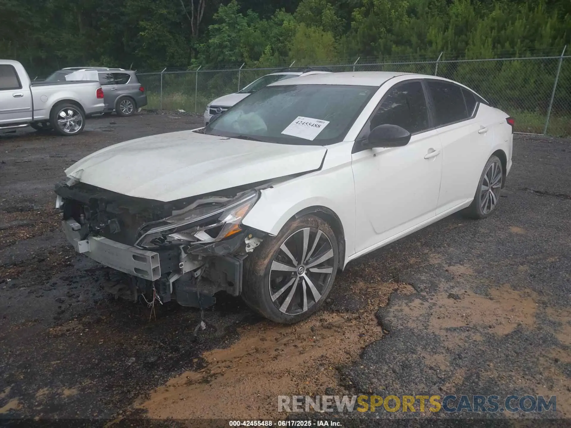2 Photograph of a damaged car 1N4BL4CV1KC187061 NISSAN ALTIMA 2019