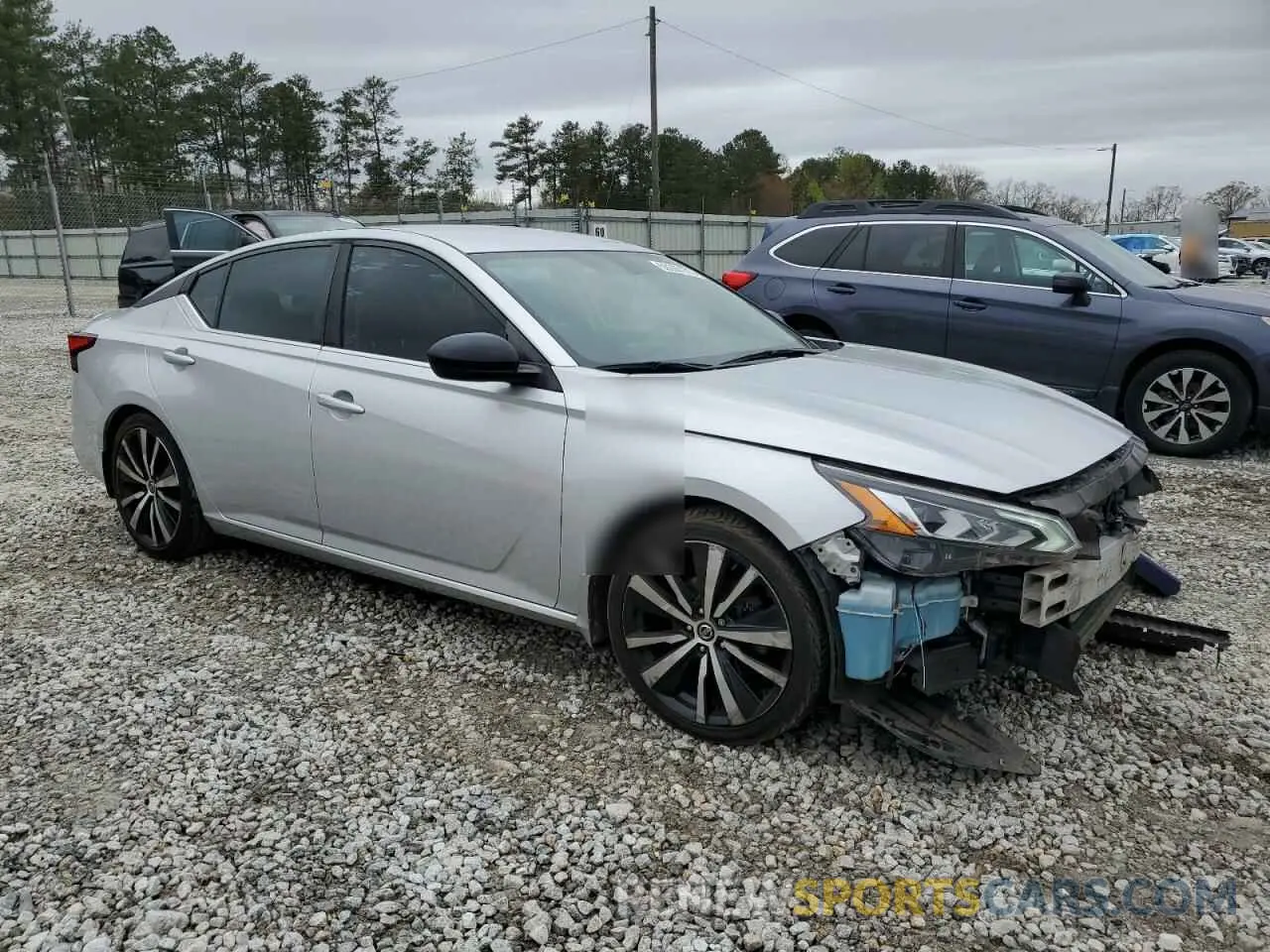 4 Photograph of a damaged car 1N4BL4CV1KC203419 NISSAN ALTIMA 2019