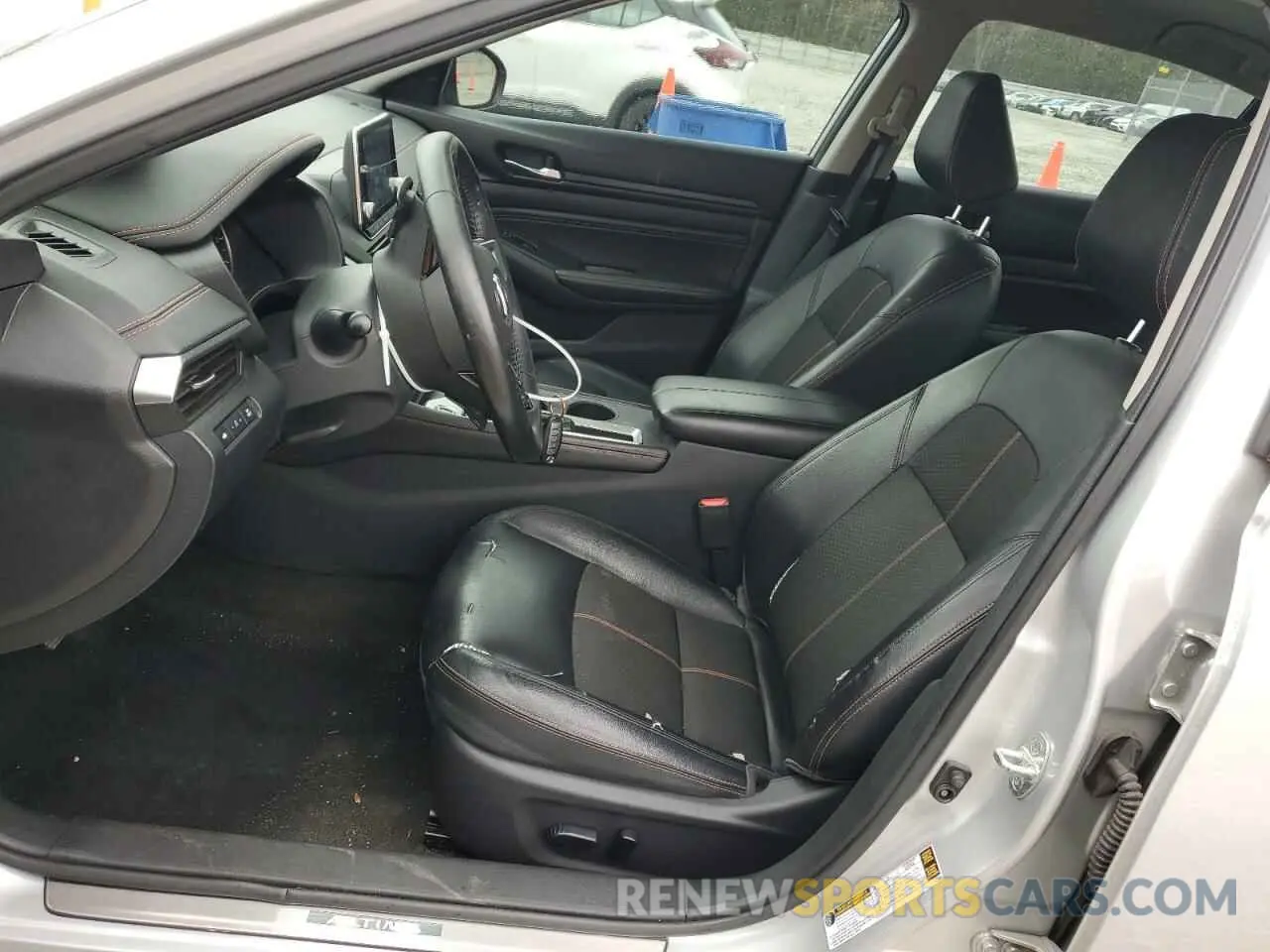 7 Photograph of a damaged car 1N4BL4CV1KC203419 NISSAN ALTIMA 2019