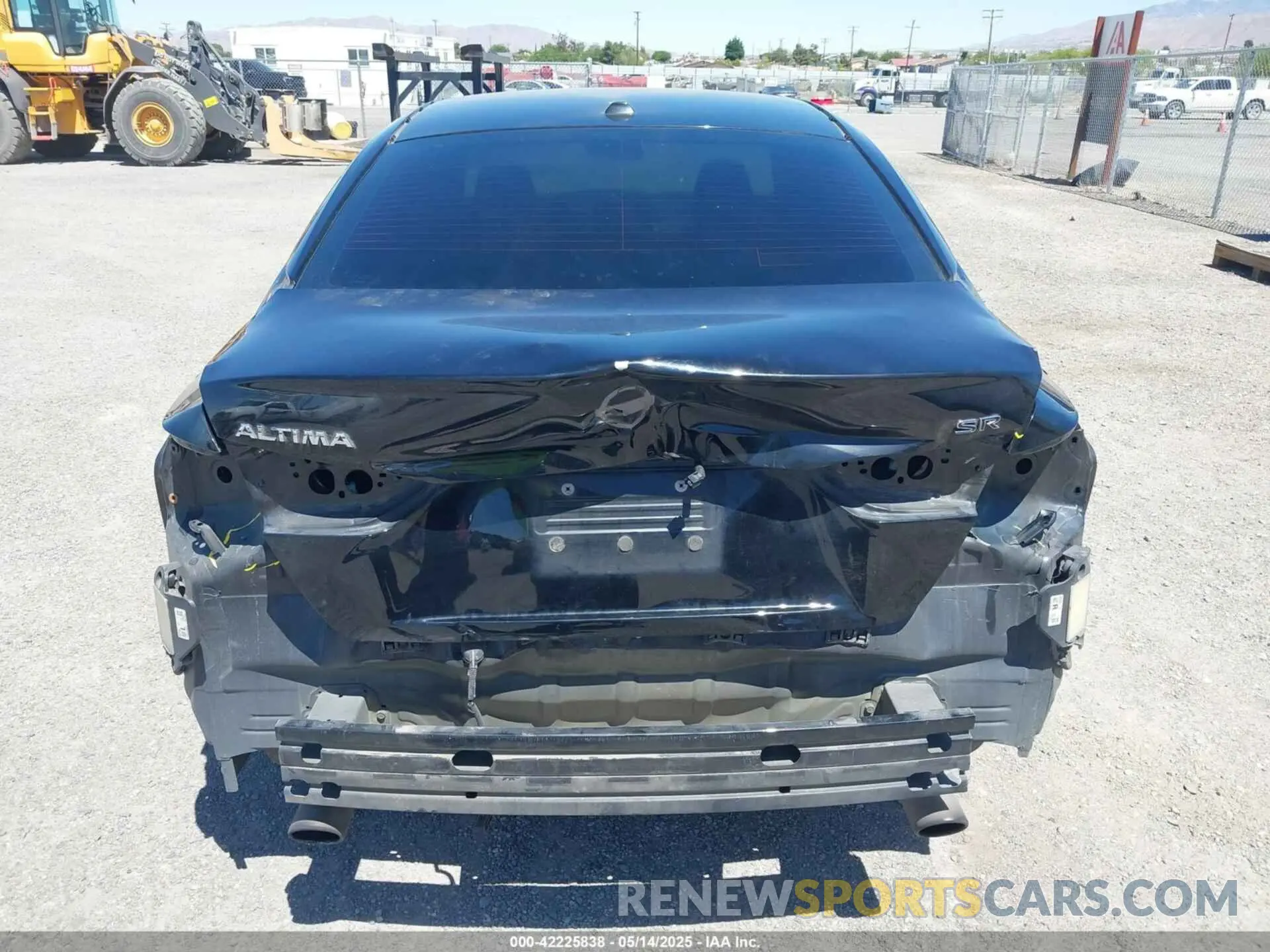 17 Photograph of a damaged car 1N4BL4CV1KC206000 NISSAN ALTIMA 2019