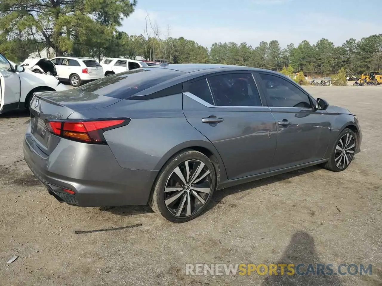 3 Photograph of a damaged car 1N4BL4CV1KC258405 NISSAN ALTIMA 2019