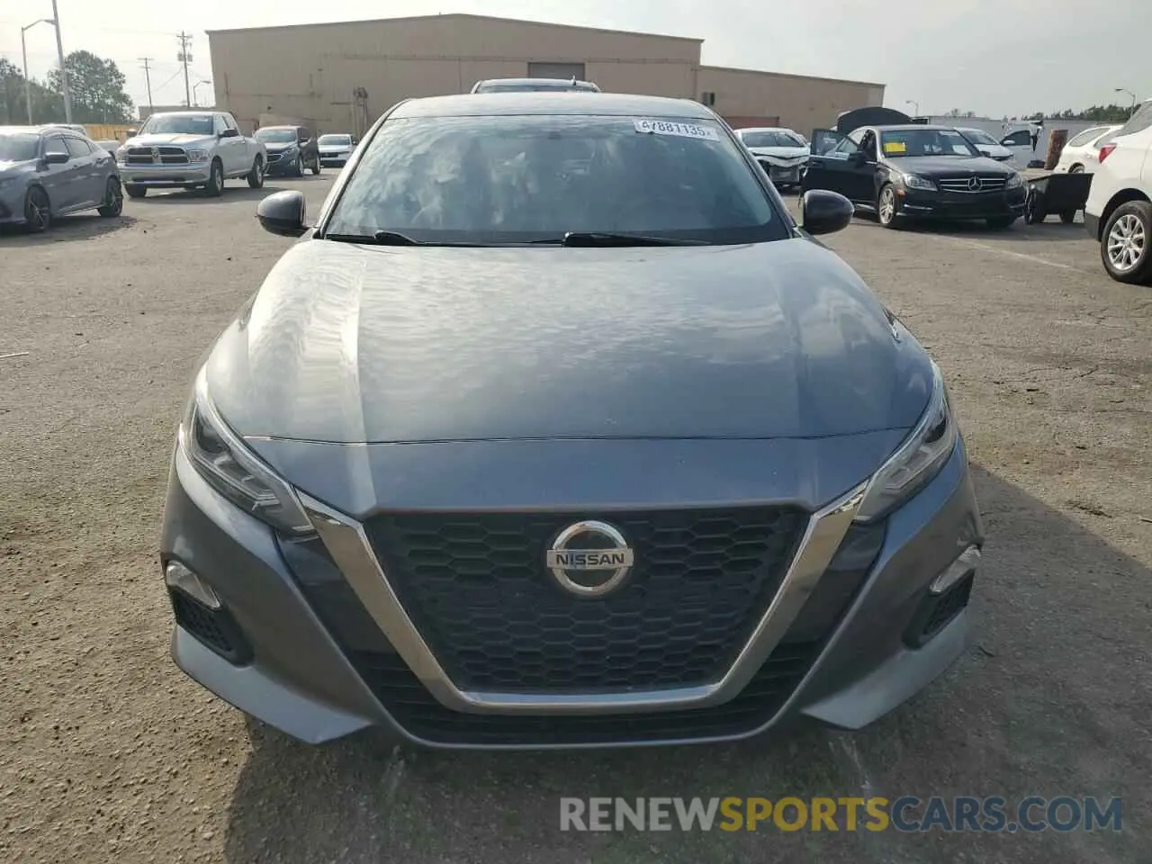 5 Photograph of a damaged car 1N4BL4CV1KC258405 NISSAN ALTIMA 2019