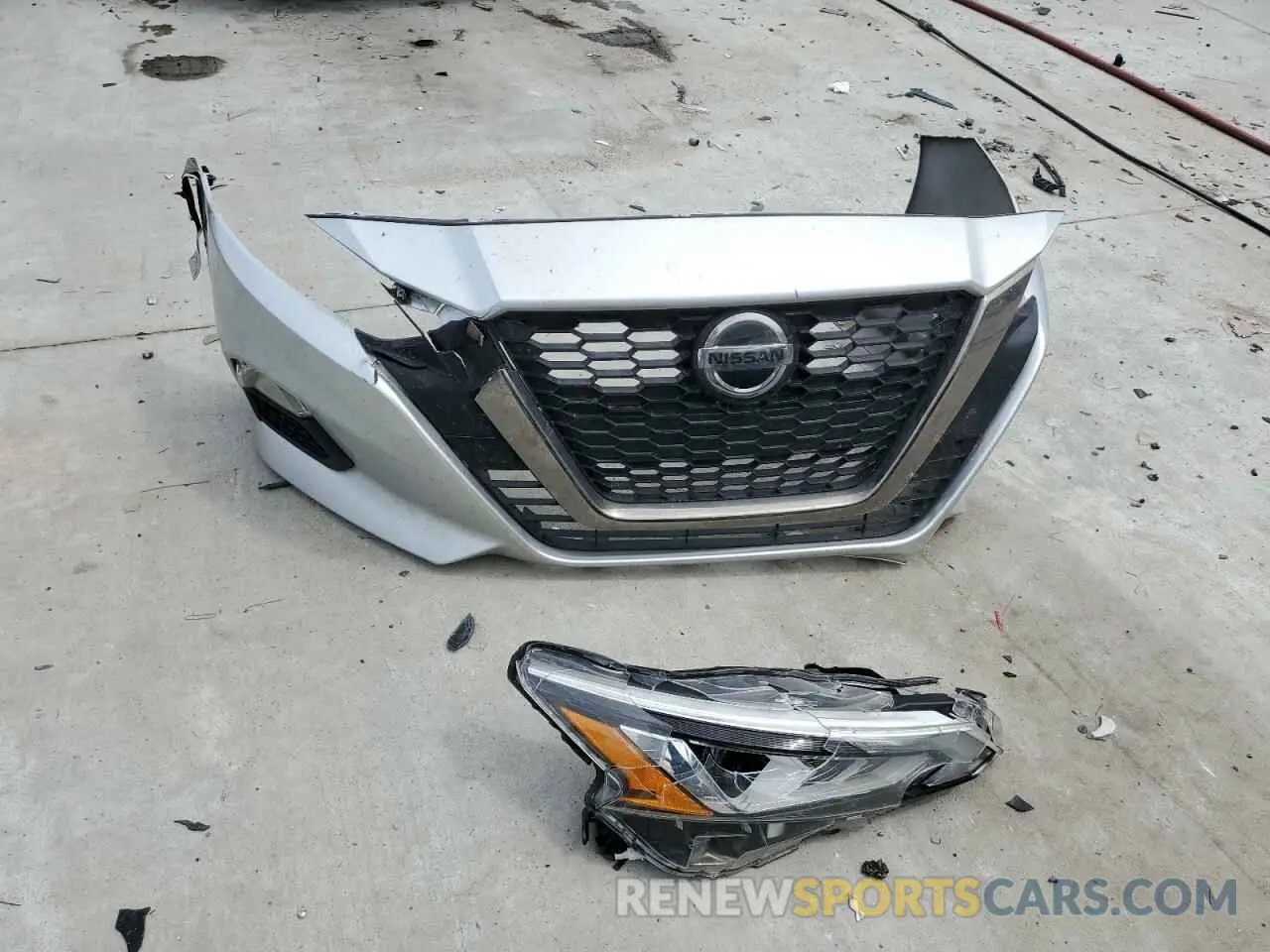 12 Photograph of a damaged car 1N4BL4CV1KC259036 NISSAN ALTIMA 2019