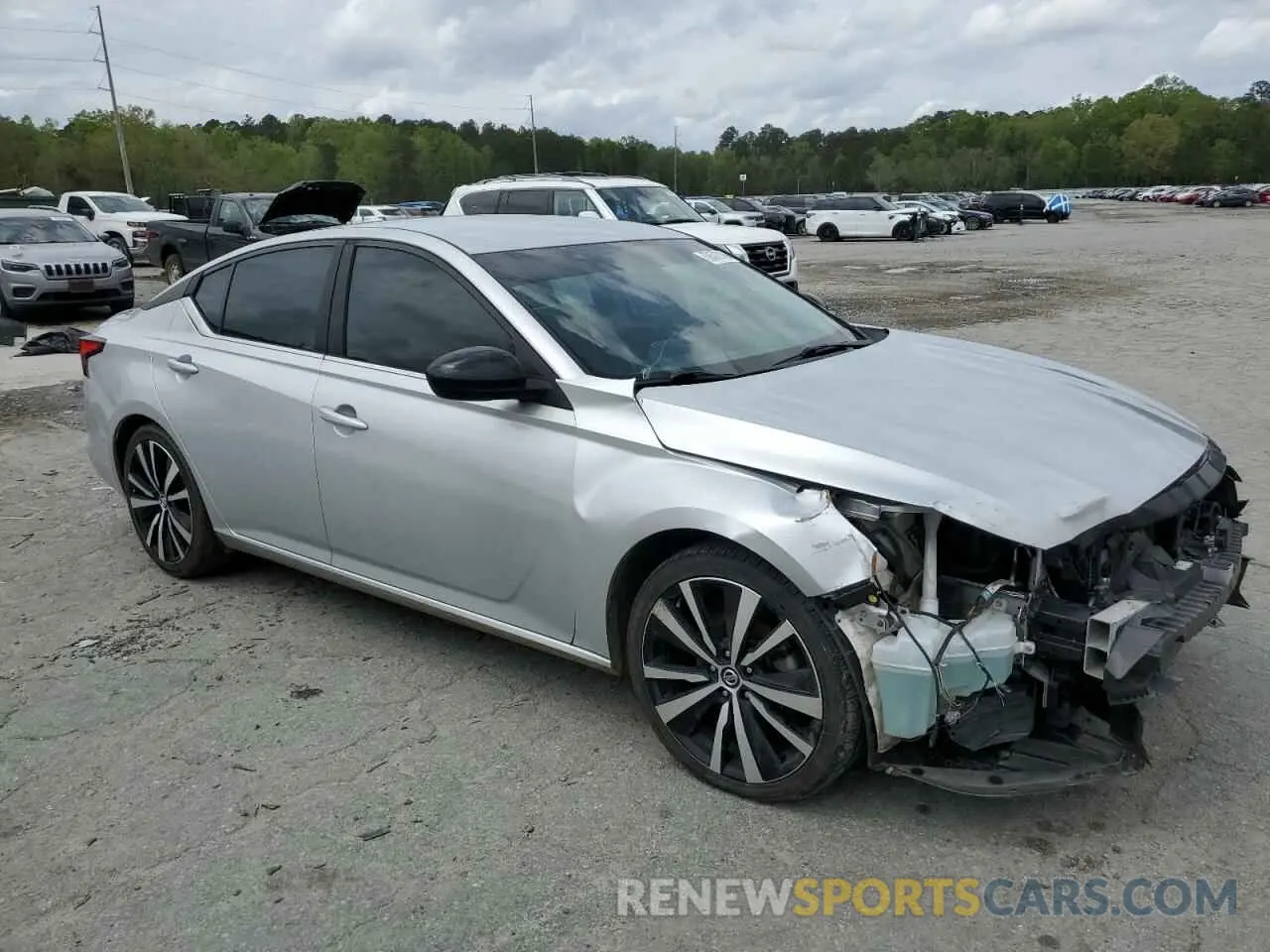 4 Photograph of a damaged car 1N4BL4CV1KC259036 NISSAN ALTIMA 2019