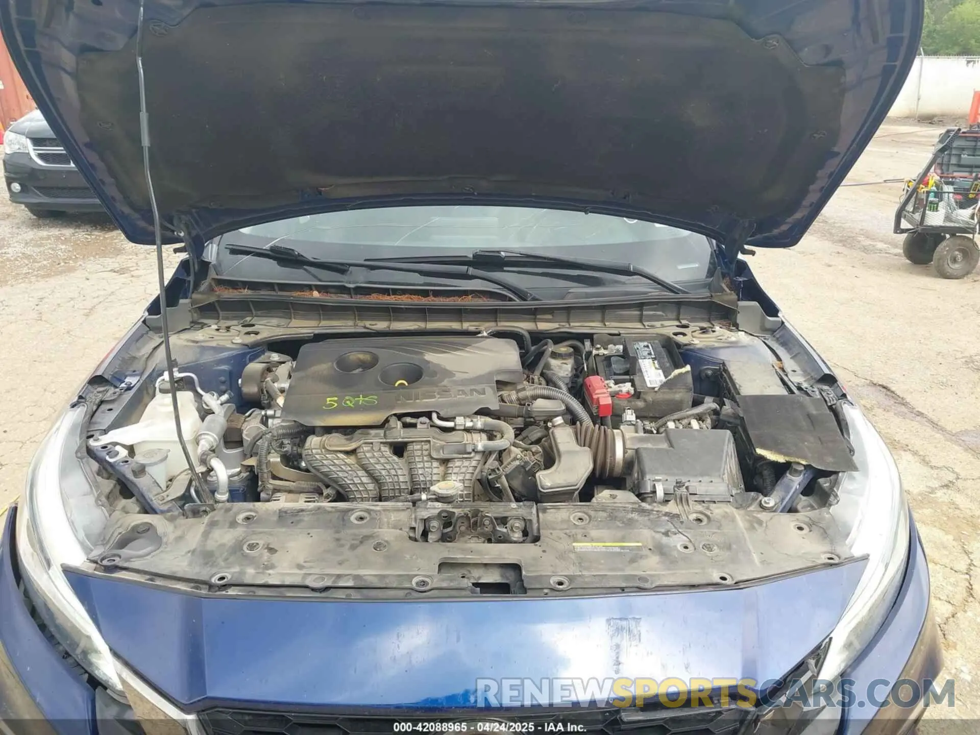 10 Photograph of a damaged car 1N4BL4CV1KN302181 NISSAN ALTIMA 2019