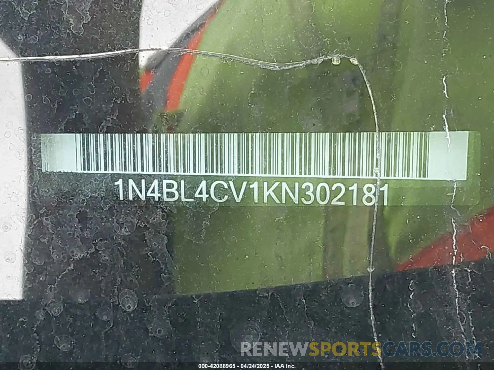 9 Photograph of a damaged car 1N4BL4CV1KN302181 NISSAN ALTIMA 2019
