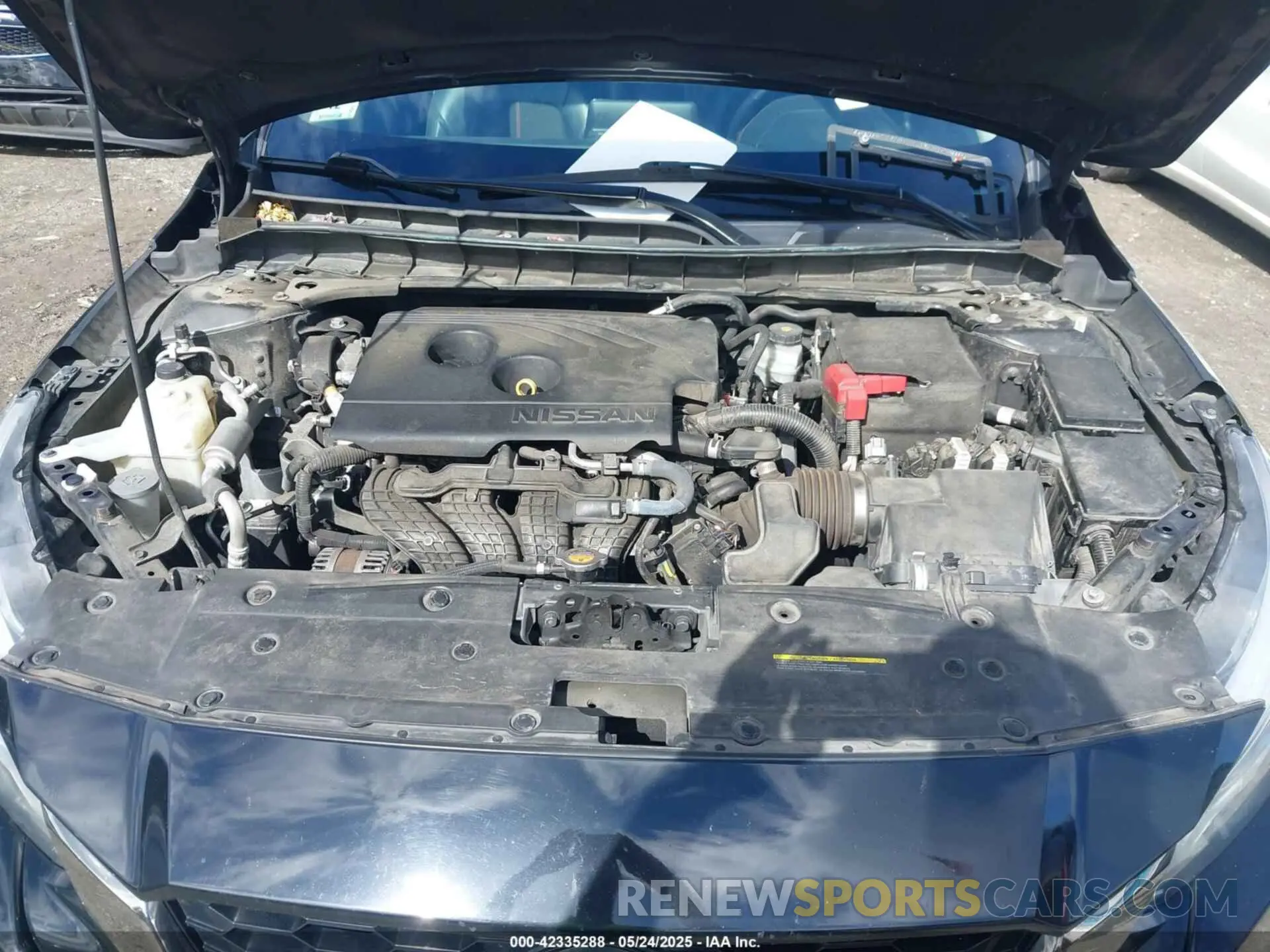 10 Photograph of a damaged car 1N4BL4CV1KN318400 NISSAN ALTIMA 2019