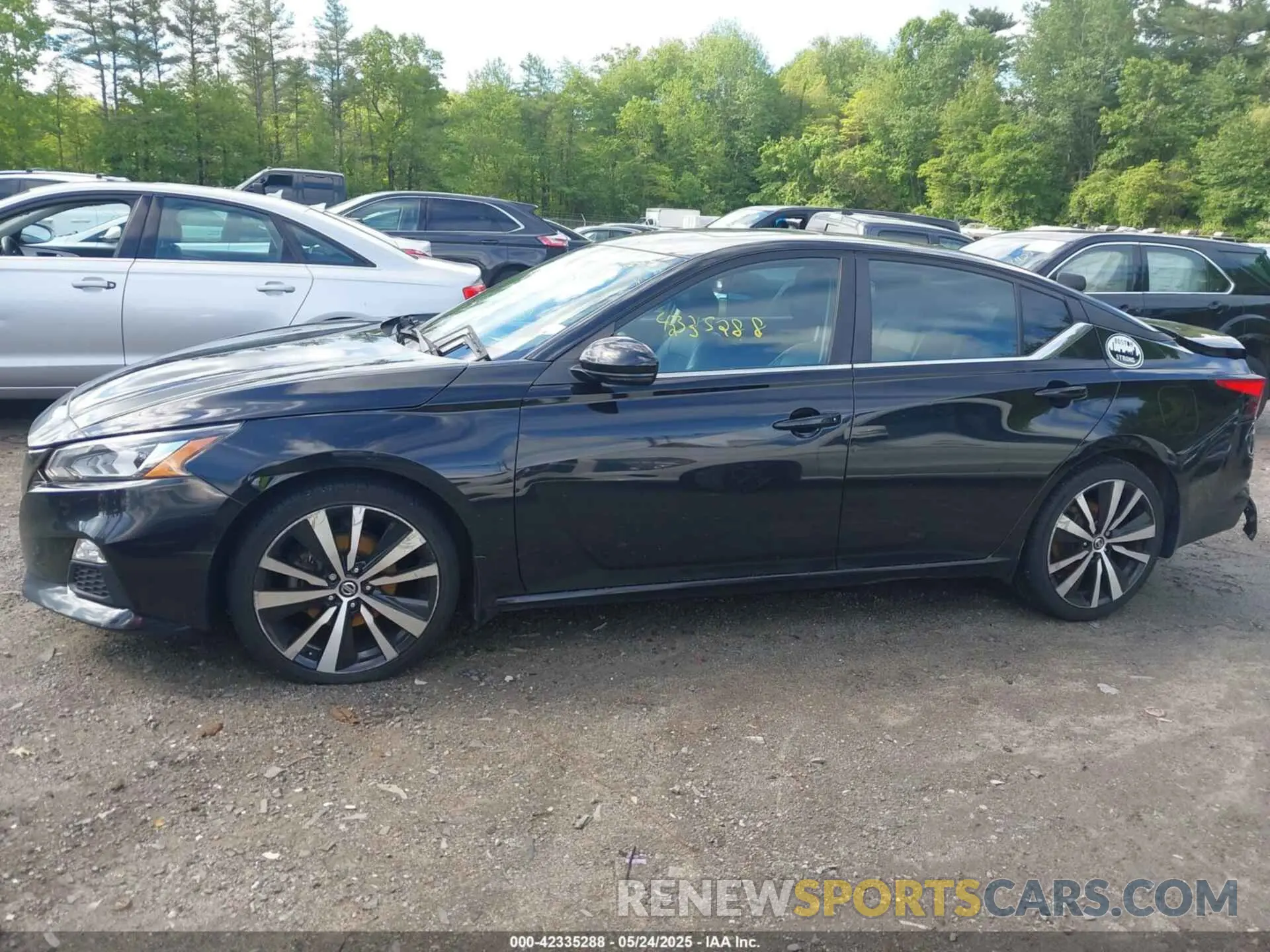 14 Photograph of a damaged car 1N4BL4CV1KN318400 NISSAN ALTIMA 2019