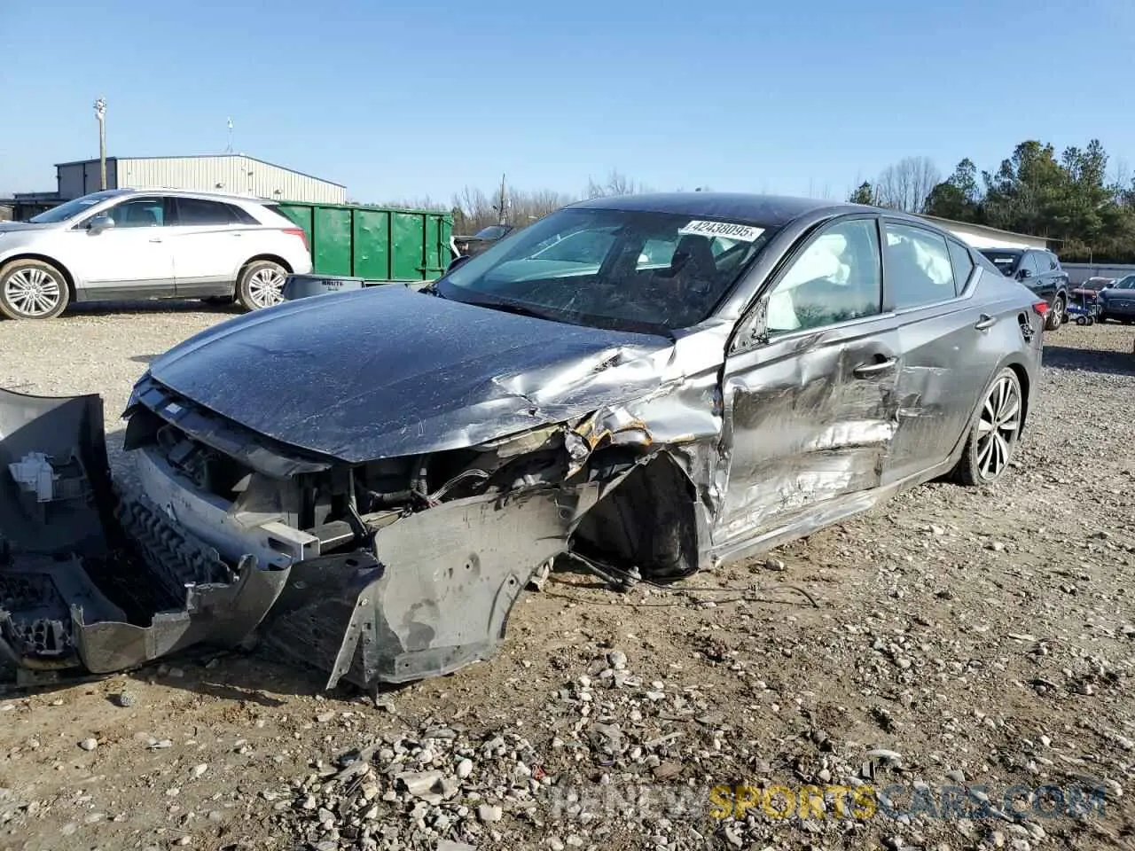 1 Photograph of a damaged car 1N4BL4CV1KN323452 NISSAN ALTIMA 2019