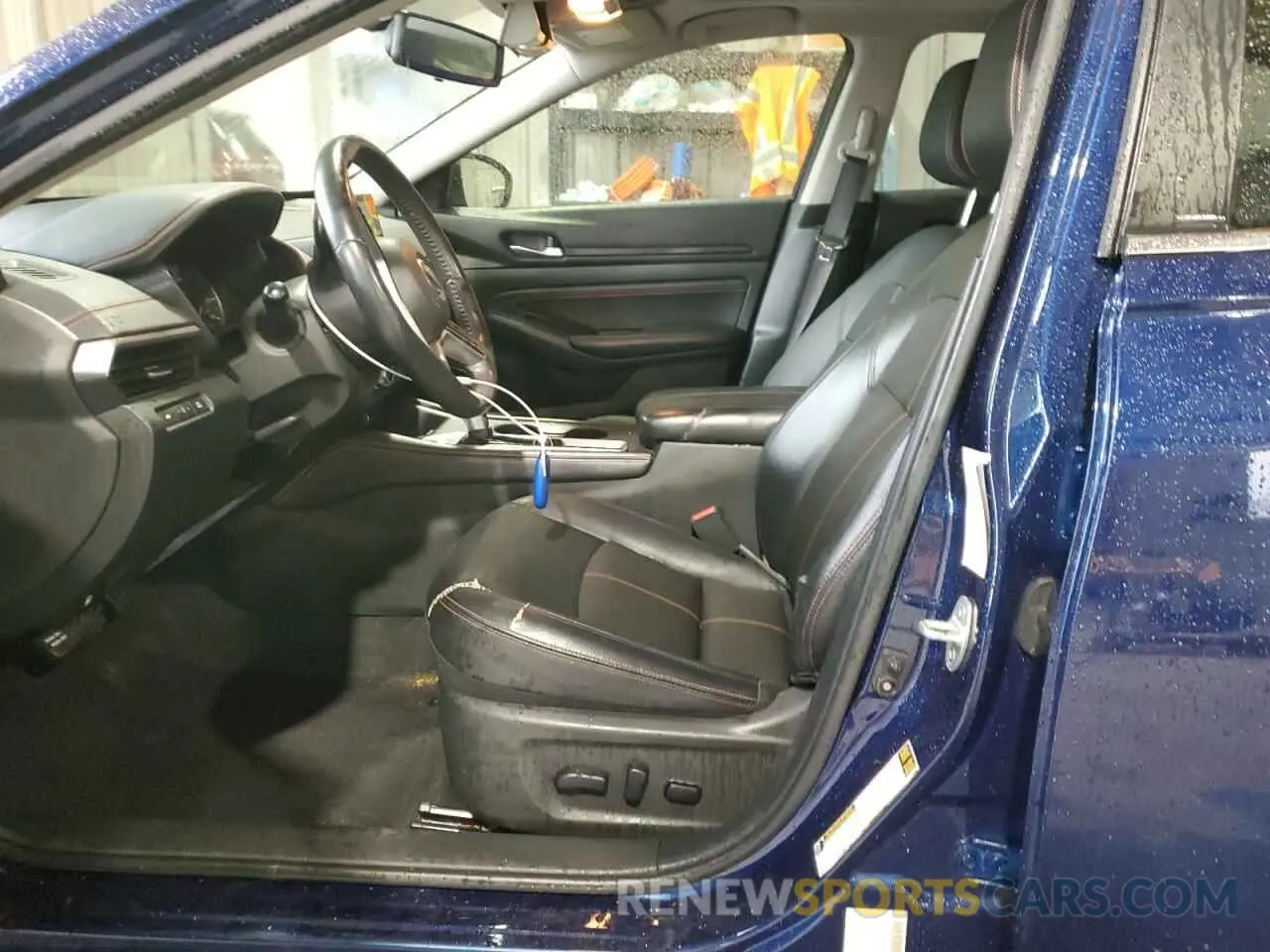 7 Photograph of a damaged car 1N4BL4CV1KN323712 NISSAN ALTIMA 2019