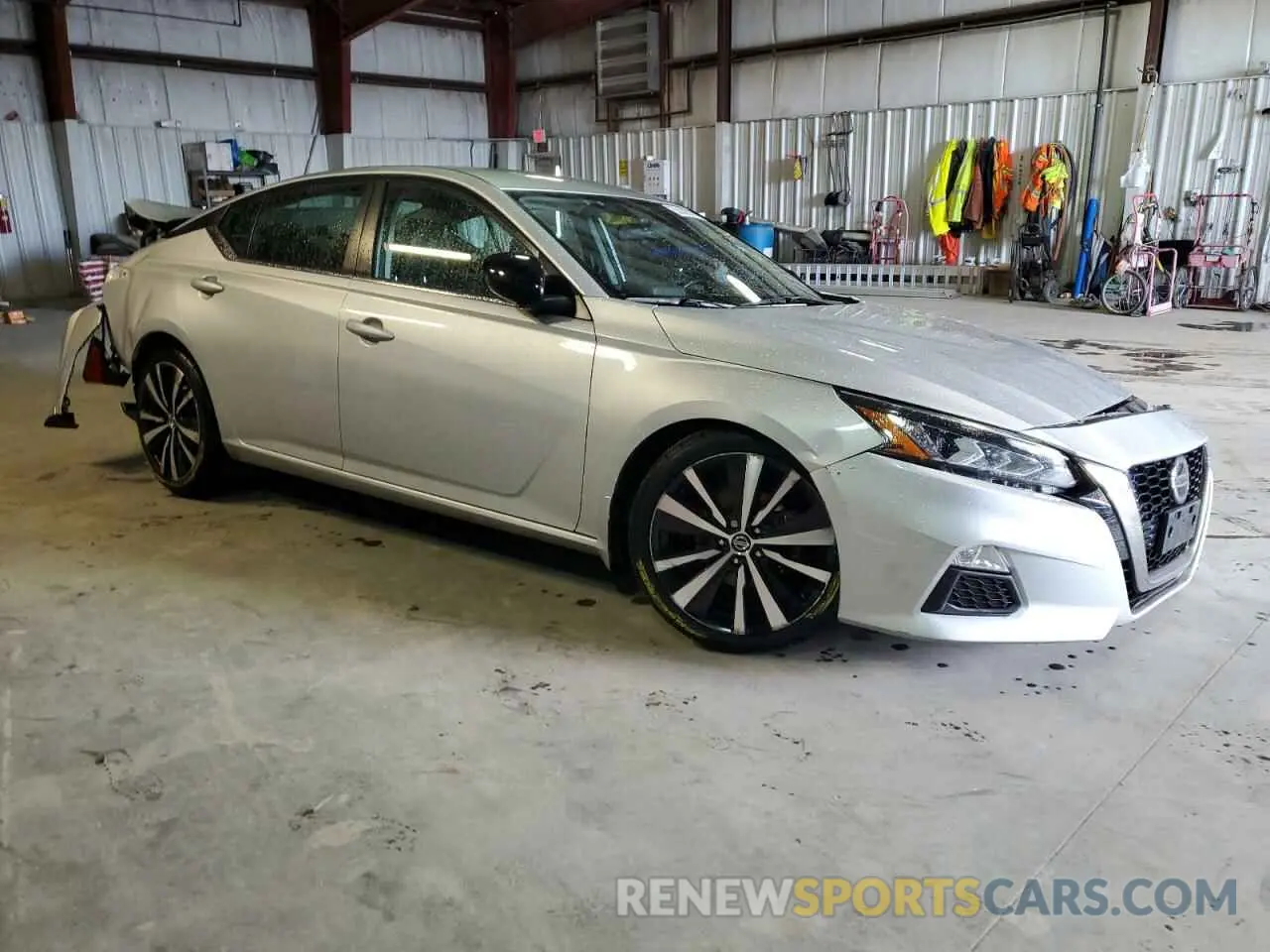 4 Photograph of a damaged car 1N4BL4CV2KC102986 NISSAN ALTIMA 2019