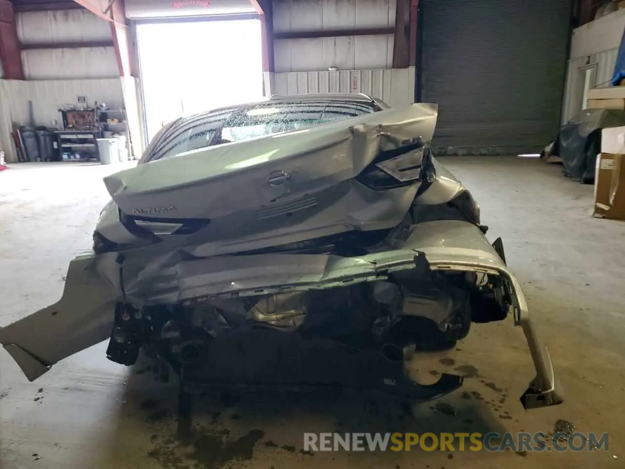 6 Photograph of a damaged car 1N4BL4CV2KC102986 NISSAN ALTIMA 2019