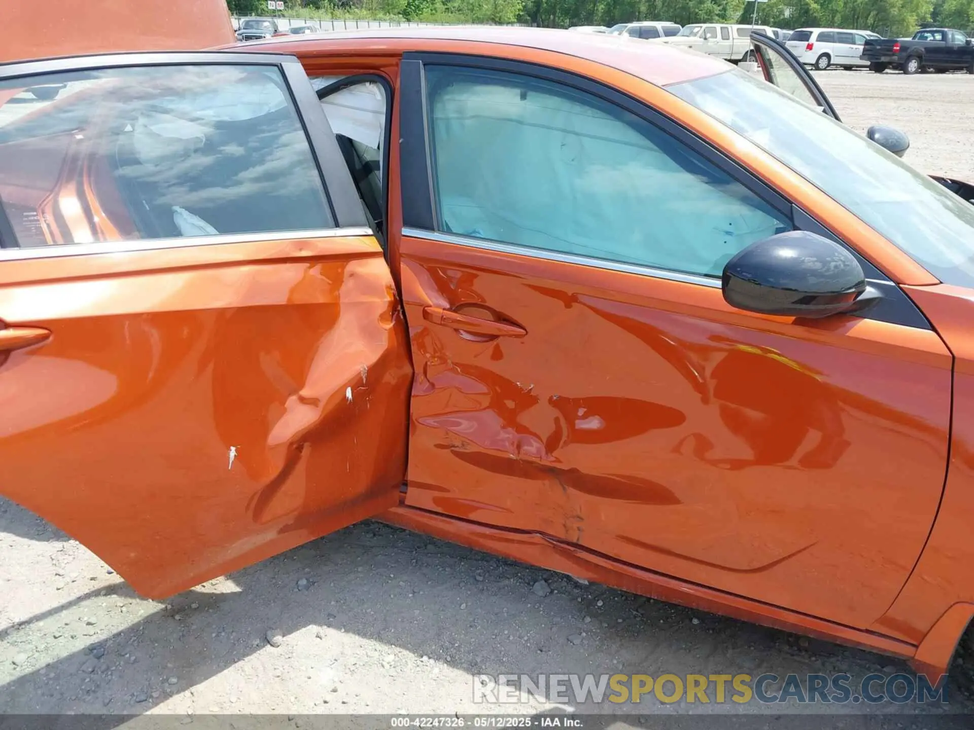 6 Photograph of a damaged car 1N4BL4CV2KC103510 NISSAN ALTIMA 2019