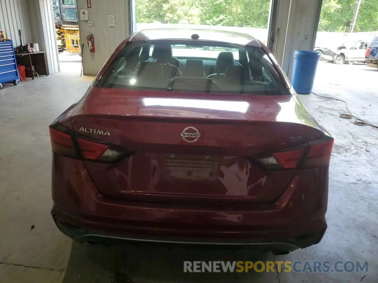 6 Photograph of a damaged car 1N4BL4CV2KC120176 NISSAN ALTIMA 2019