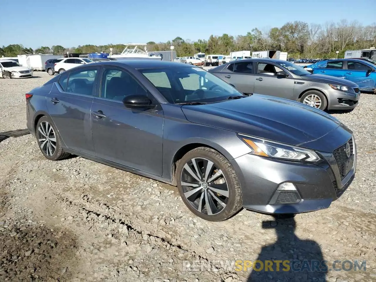 4 Photograph of a damaged car 1N4BL4CV2KC121344 NISSAN ALTIMA 2019