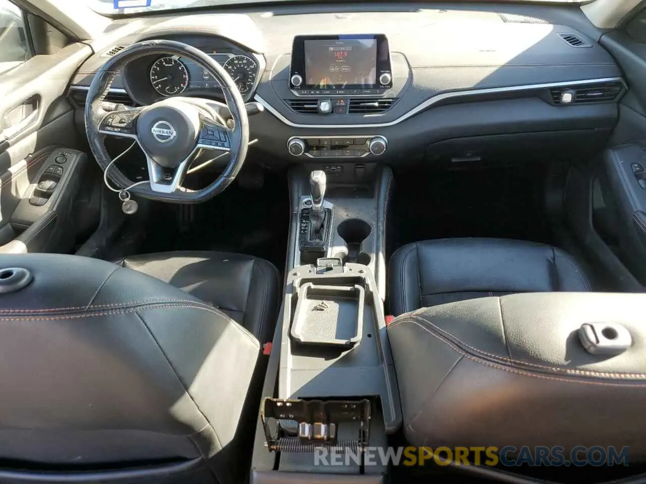 8 Photograph of a damaged car 1N4BL4CV2KC121344 NISSAN ALTIMA 2019