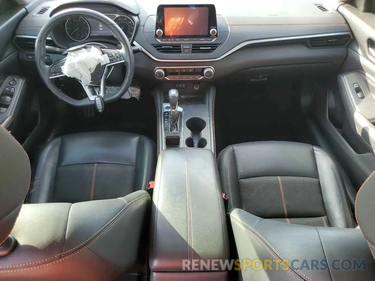 8 Photograph of a damaged car 1N4BL4CV2KC134210 NISSAN ALTIMA 2019
