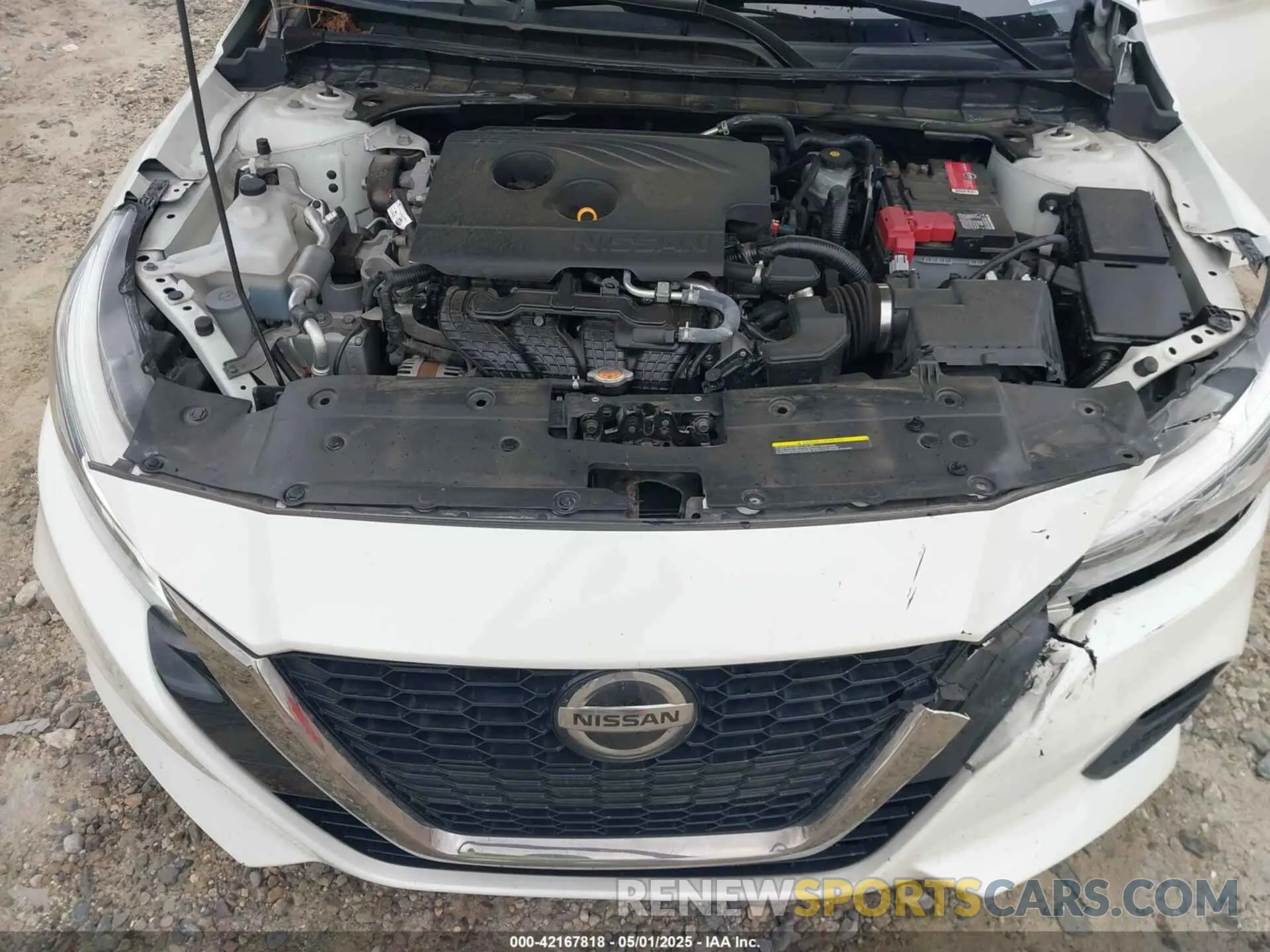 10 Photograph of a damaged car 1N4BL4CV2KC153016 NISSAN ALTIMA 2019