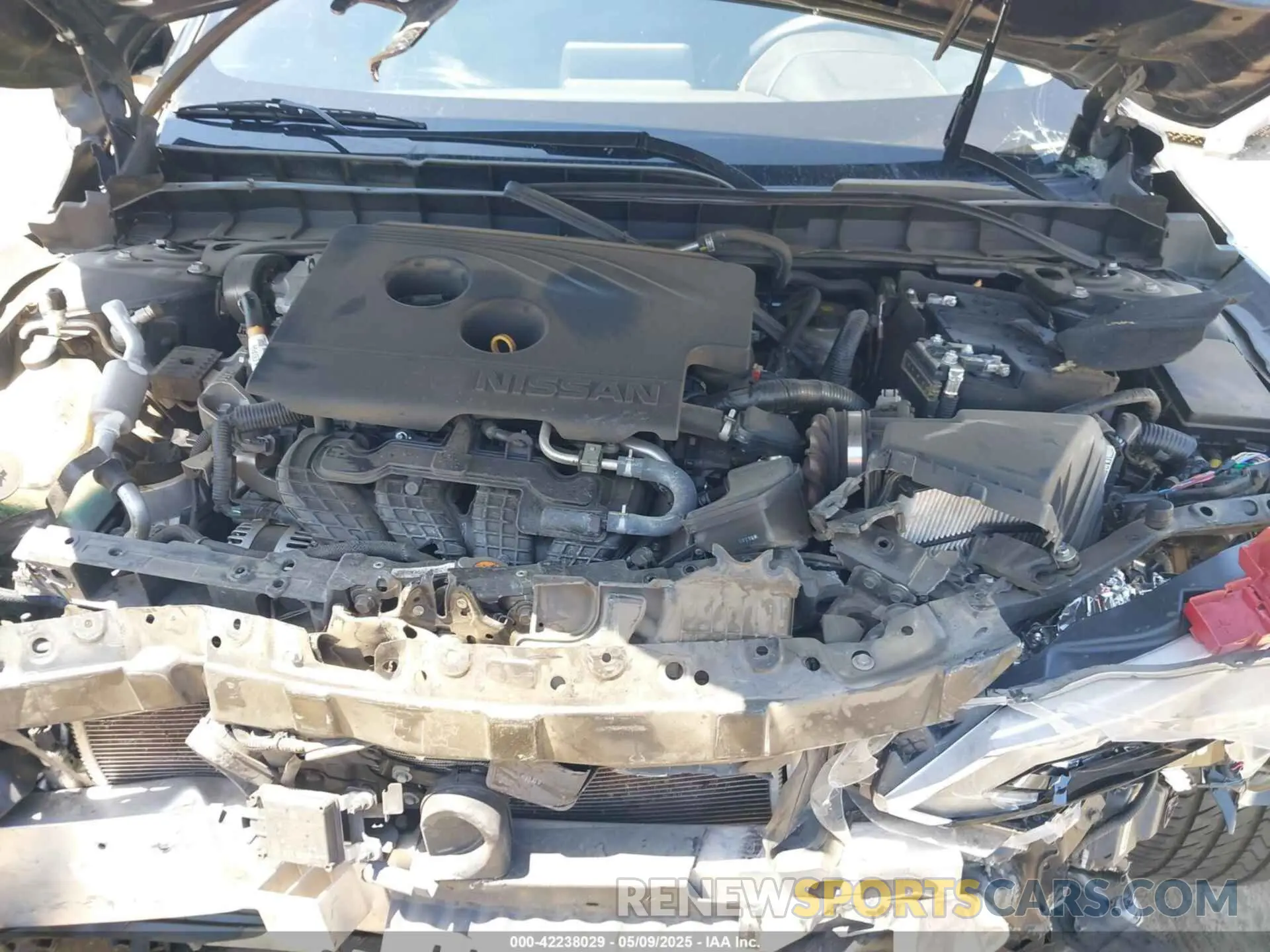 10 Photograph of a damaged car 1N4BL4CV2KC160757 NISSAN ALTIMA 2019