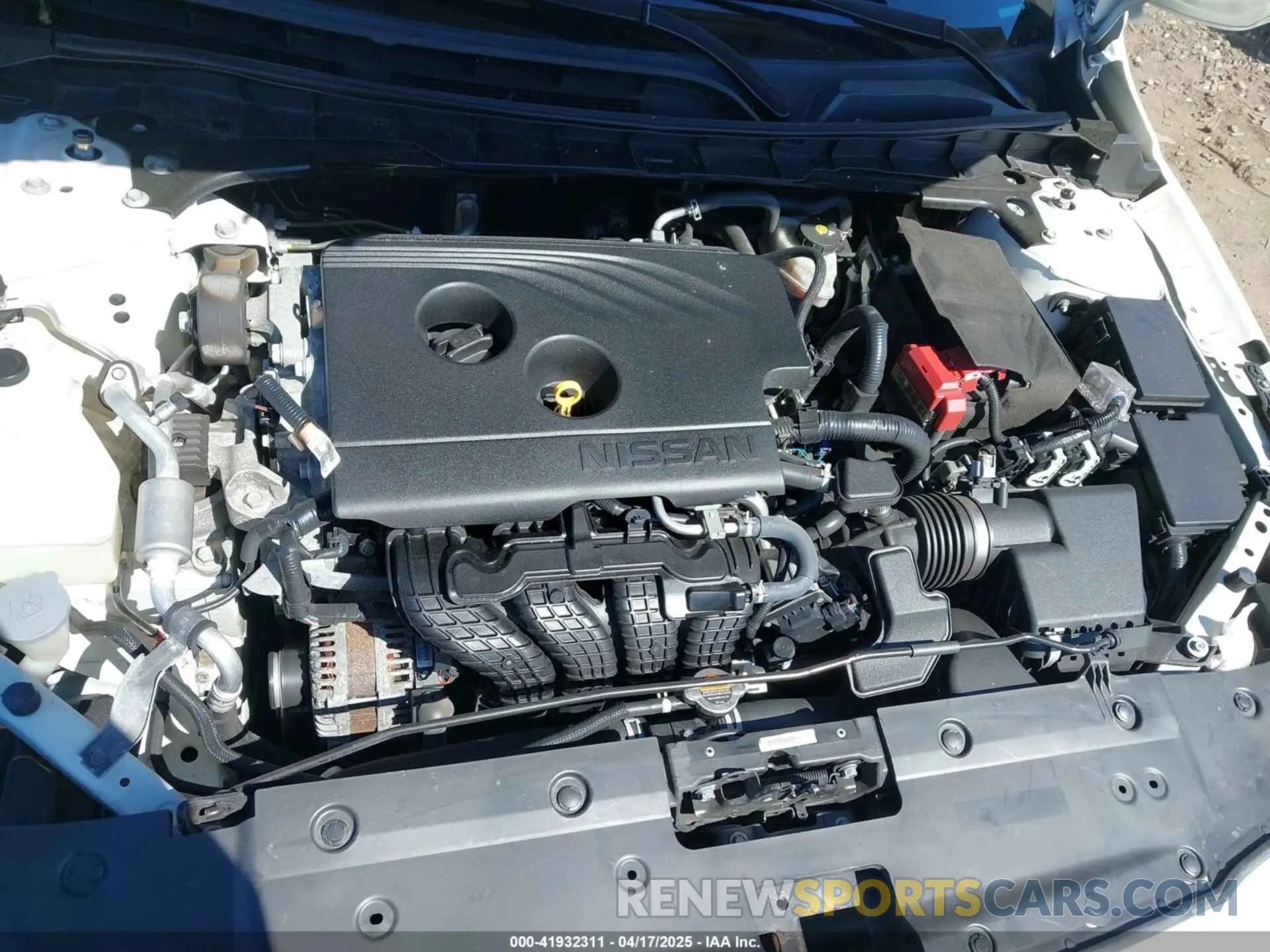 10 Photograph of a damaged car 1N4BL4CV2KC211593 NISSAN ALTIMA 2019