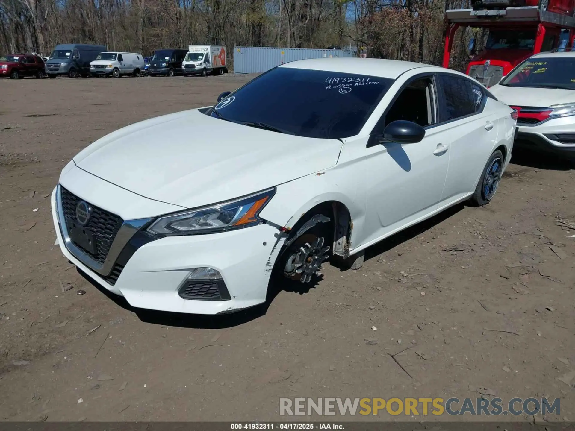 2 Photograph of a damaged car 1N4BL4CV2KC211593 NISSAN ALTIMA 2019