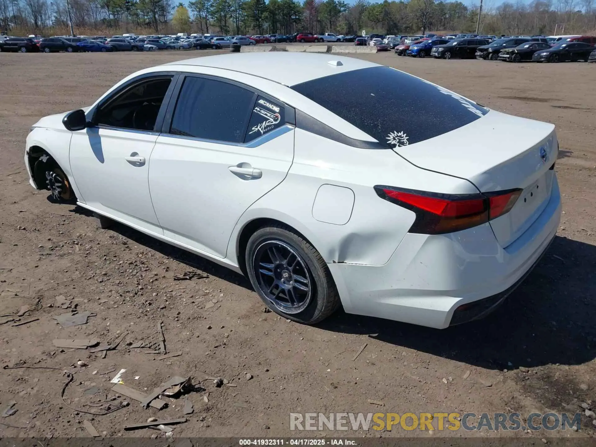 3 Photograph of a damaged car 1N4BL4CV2KC211593 NISSAN ALTIMA 2019