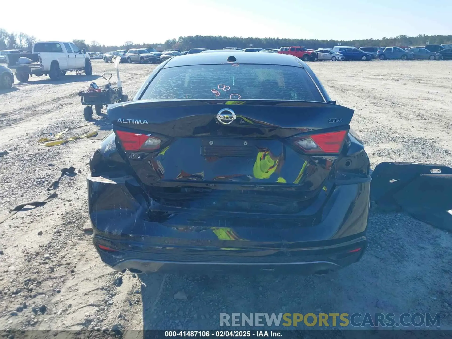 16 Photograph of a damaged car 1N4BL4CV2KC219113 NISSAN ALTIMA 2019