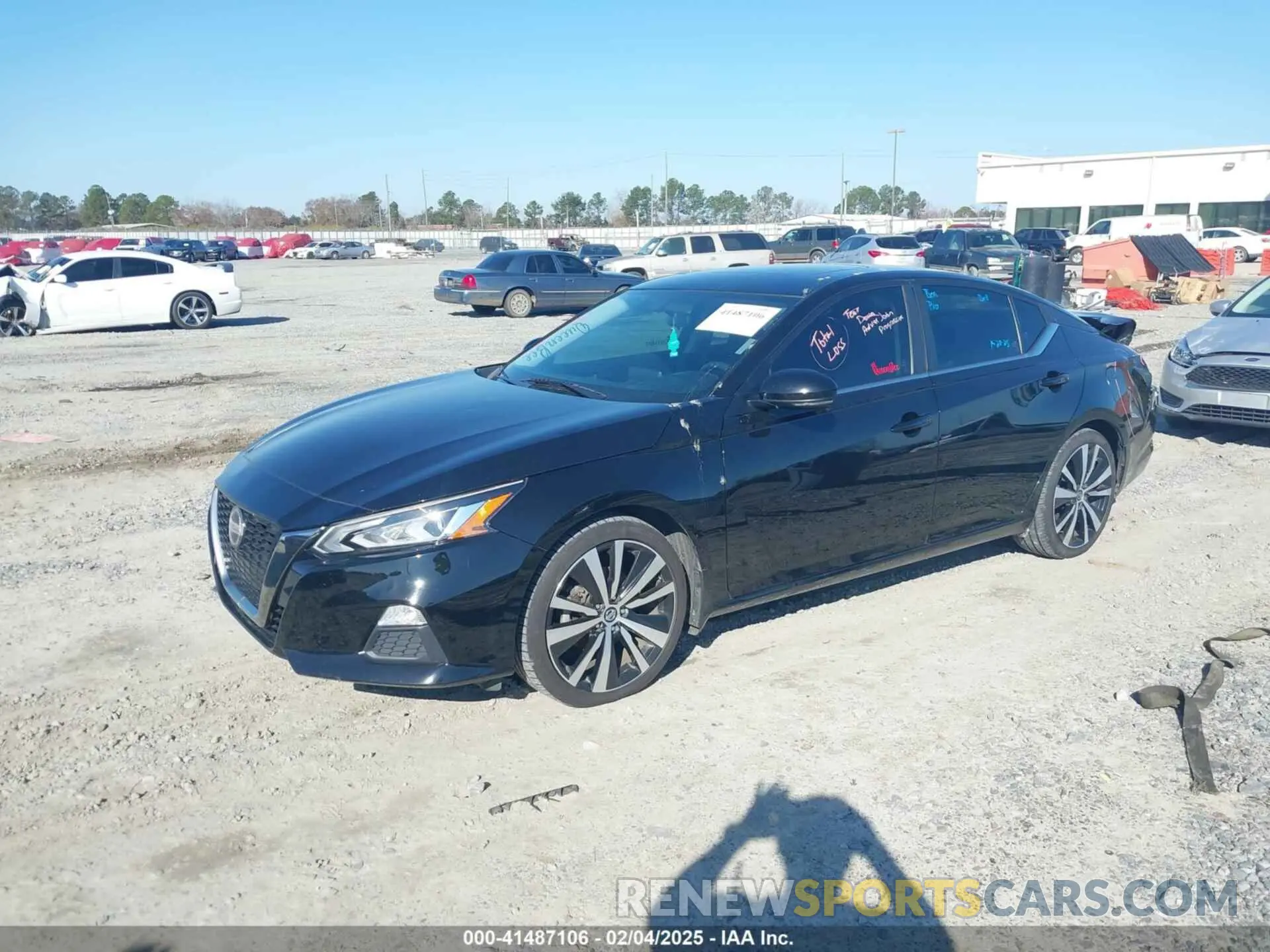 2 Photograph of a damaged car 1N4BL4CV2KC219113 NISSAN ALTIMA 2019