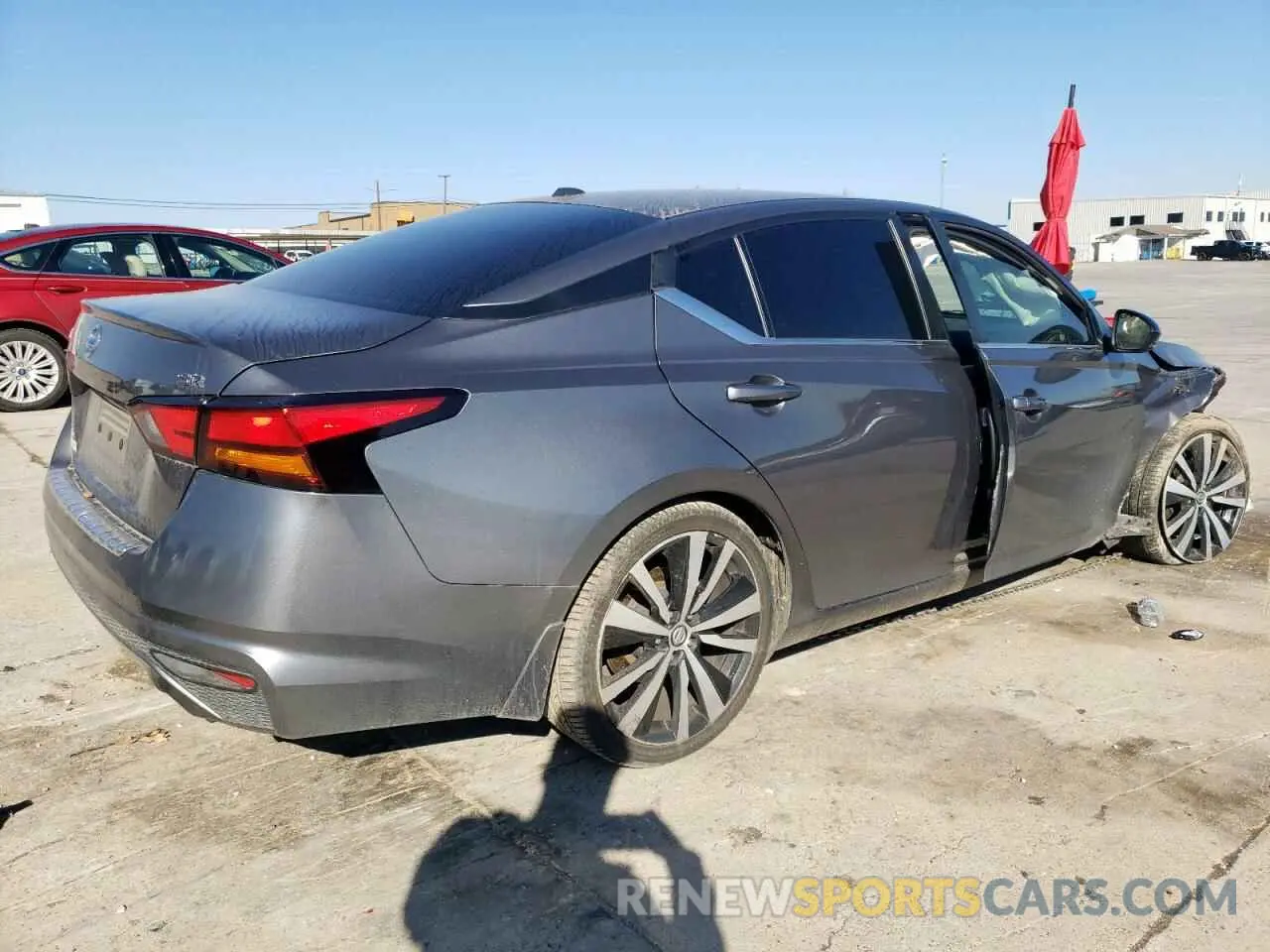 3 Photograph of a damaged car 1N4BL4CV2KN315828 NISSAN ALTIMA 2019