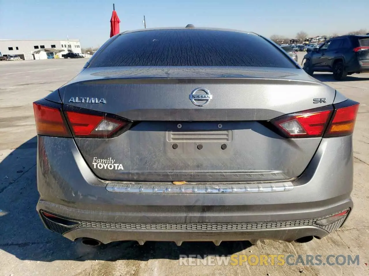 6 Photograph of a damaged car 1N4BL4CV2KN315828 NISSAN ALTIMA 2019