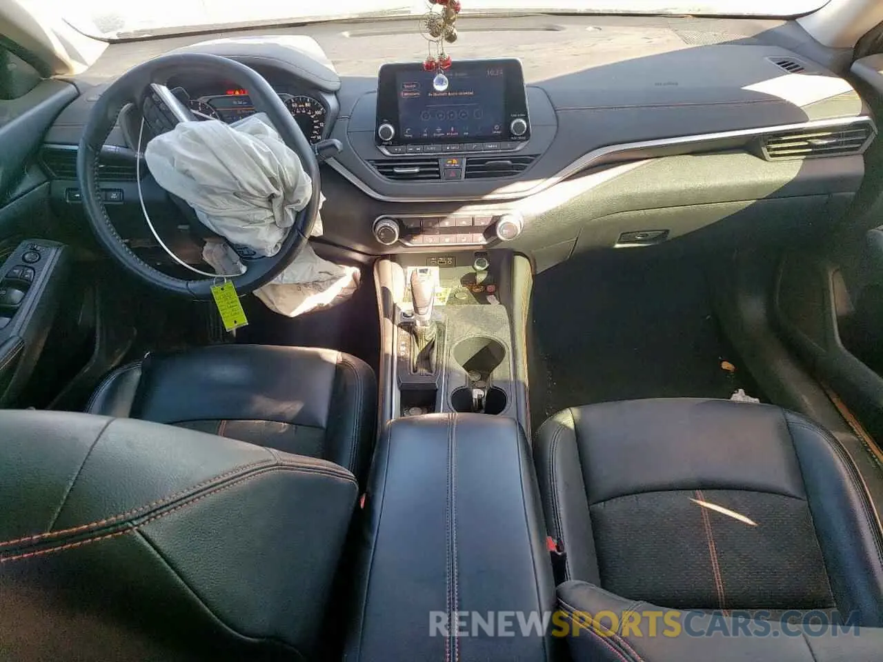 8 Photograph of a damaged car 1N4BL4CV2KN315828 NISSAN ALTIMA 2019