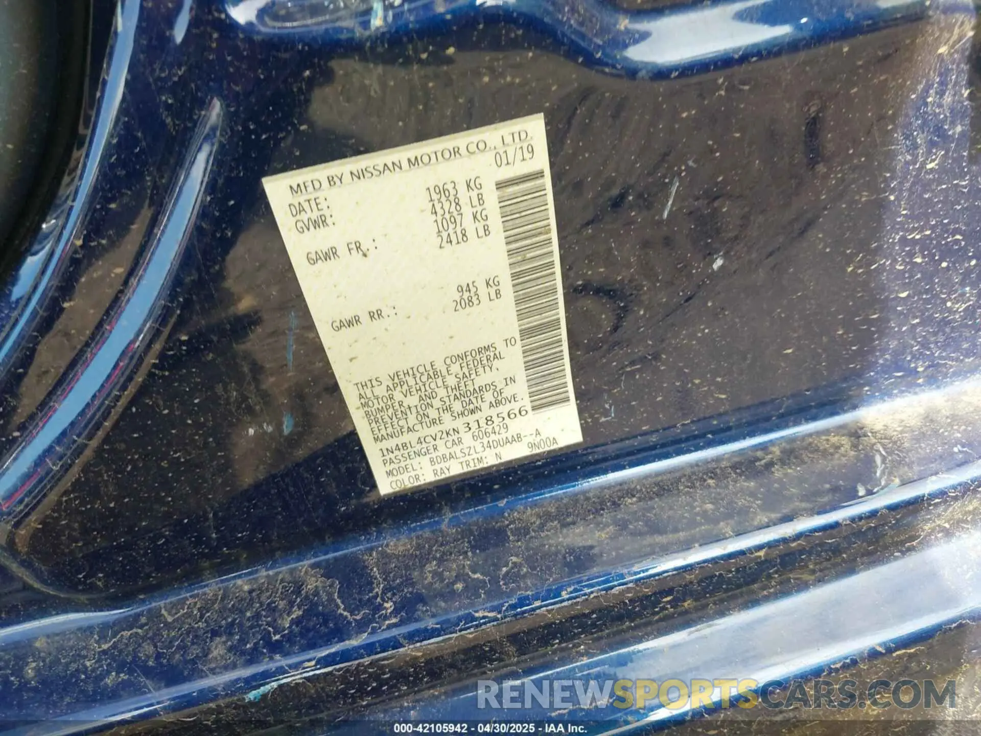 9 Photograph of a damaged car 1N4BL4CV2KN318566 NISSAN ALTIMA 2019