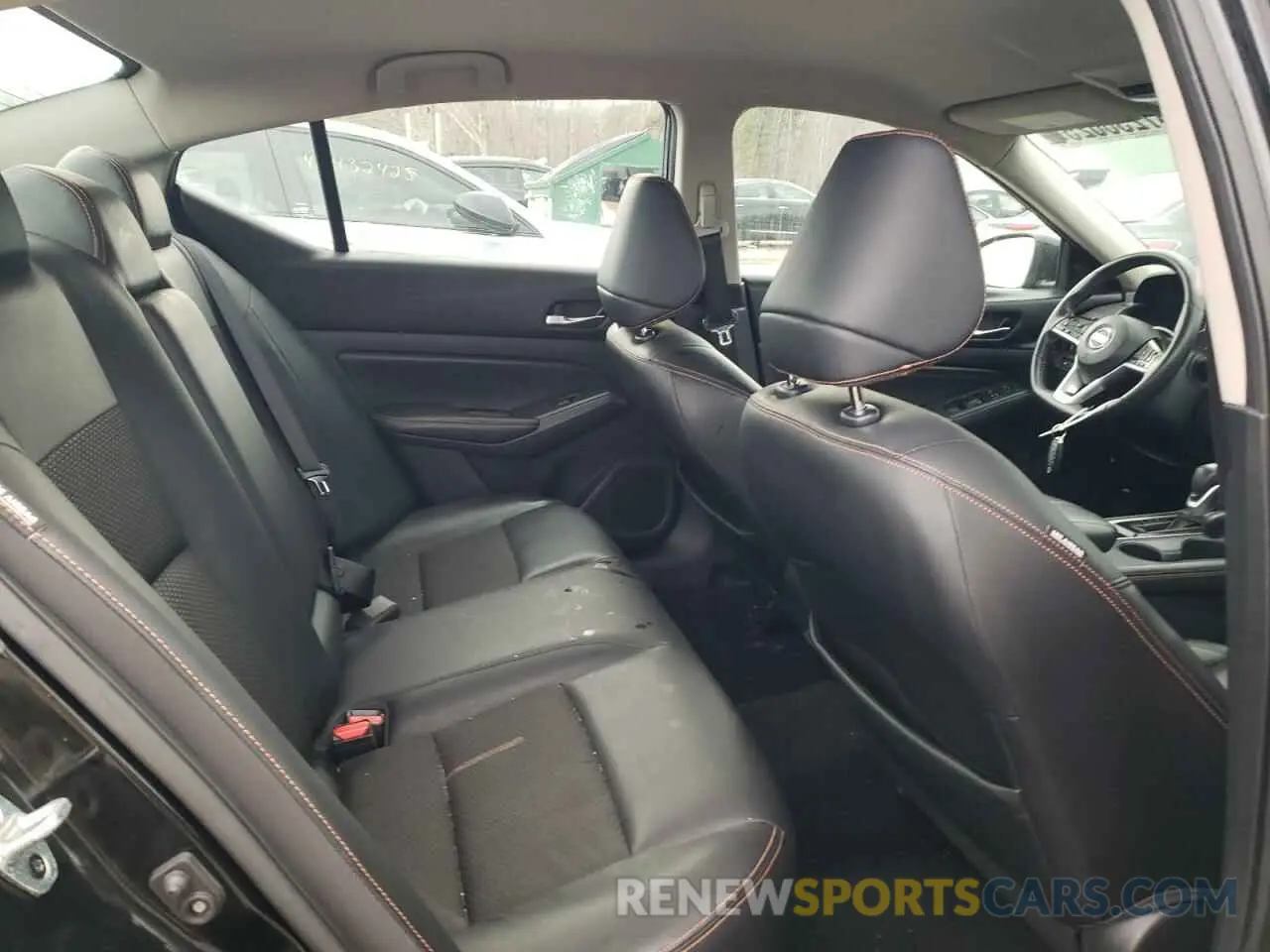 10 Photograph of a damaged car 1N4BL4CV3KC106206 NISSAN ALTIMA 2019