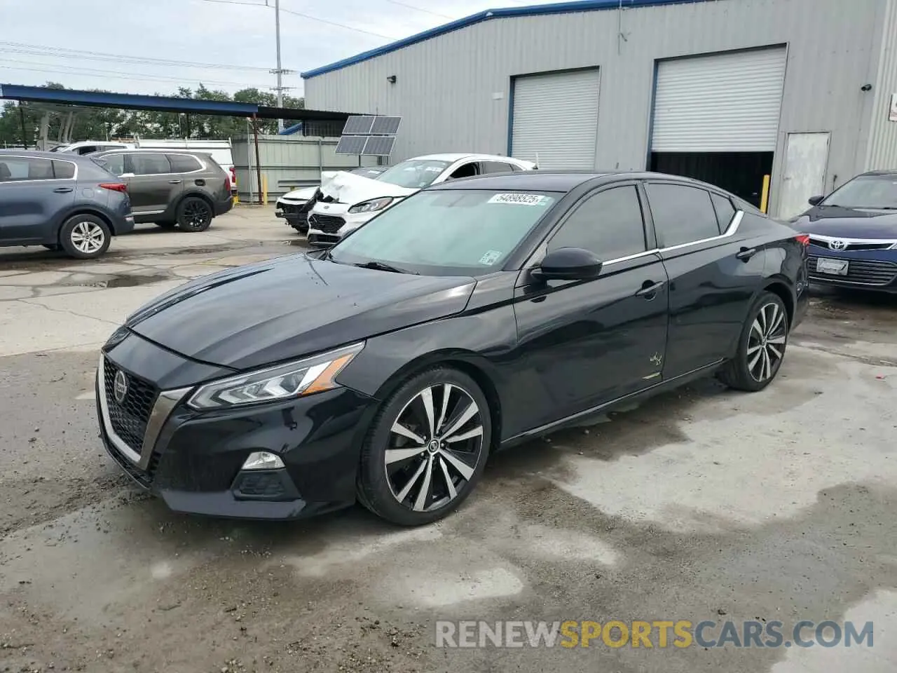 1 Photograph of a damaged car 1N4BL4CV3KC113009 NISSAN ALTIMA 2019