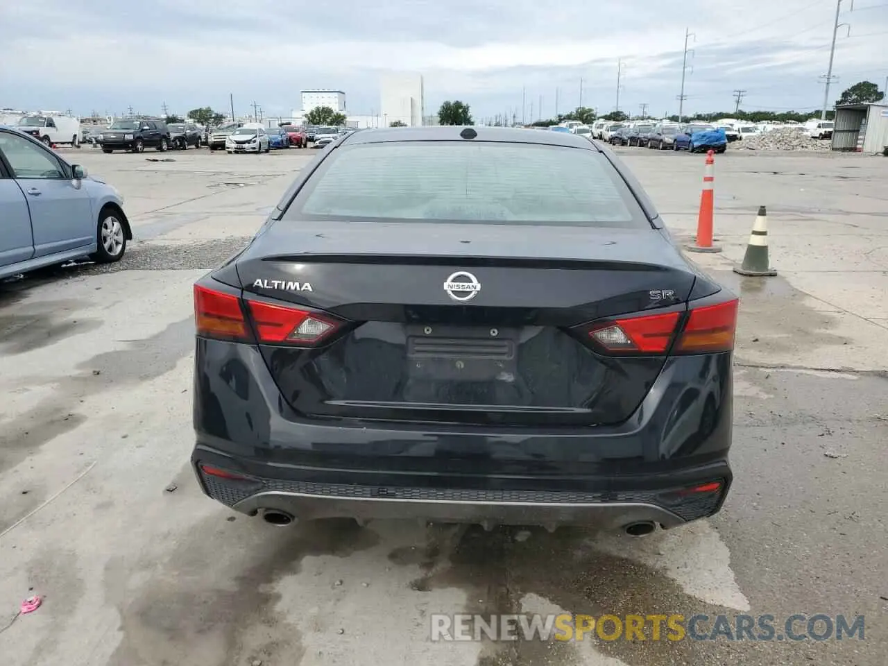 6 Photograph of a damaged car 1N4BL4CV3KC113009 NISSAN ALTIMA 2019